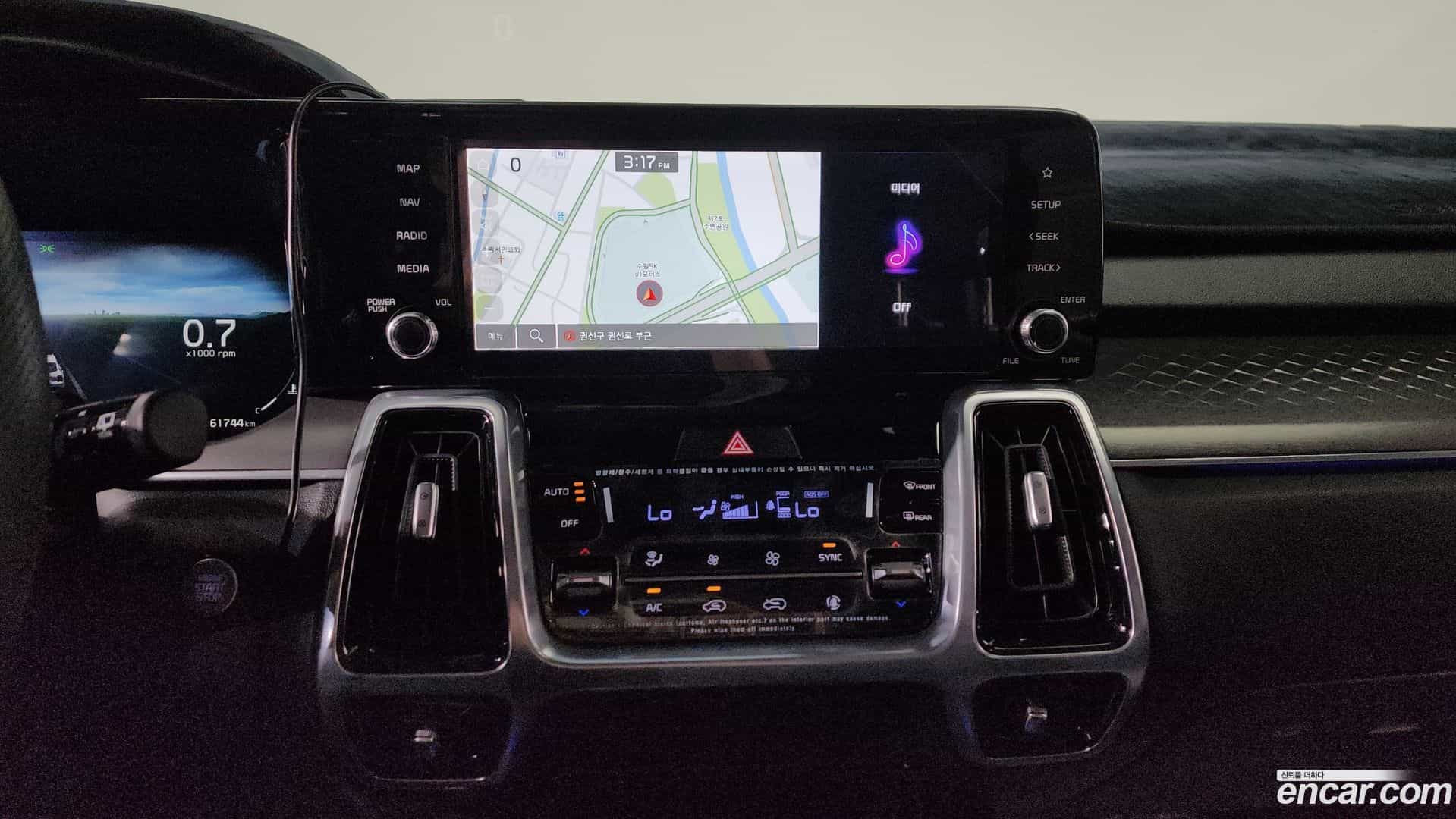 Sorento Kia 2023.0-OPTION-018