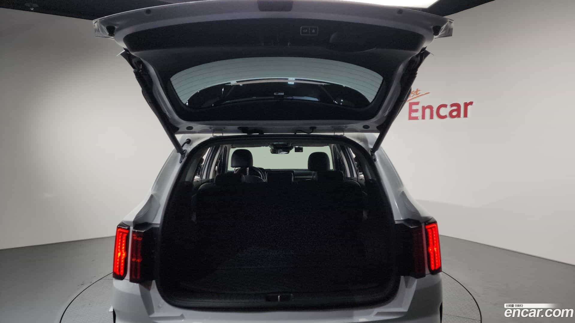 Sorento Kia 2023.0-OPTION-024