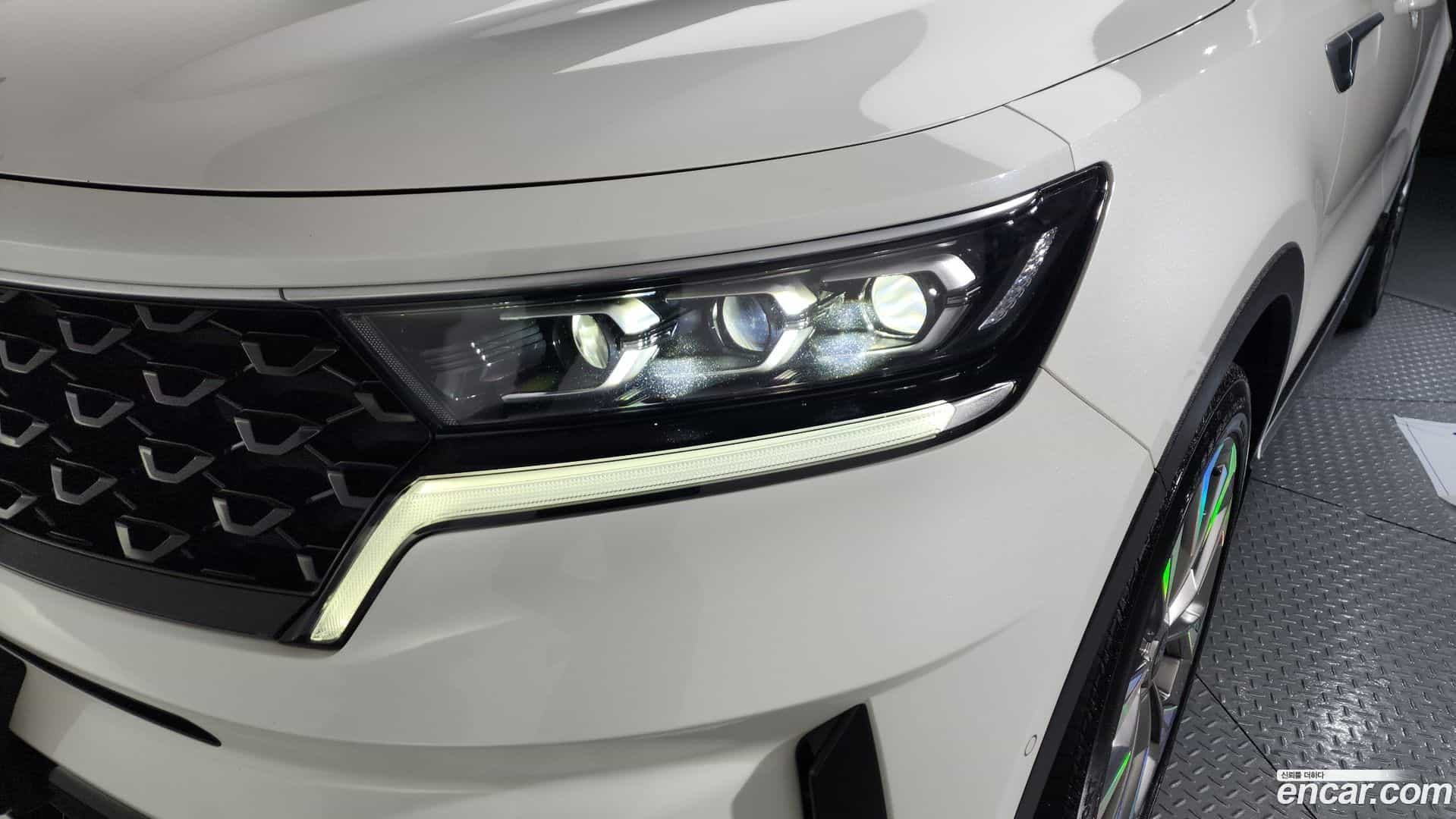 Sorento Kia 2023.0-OUTER-032