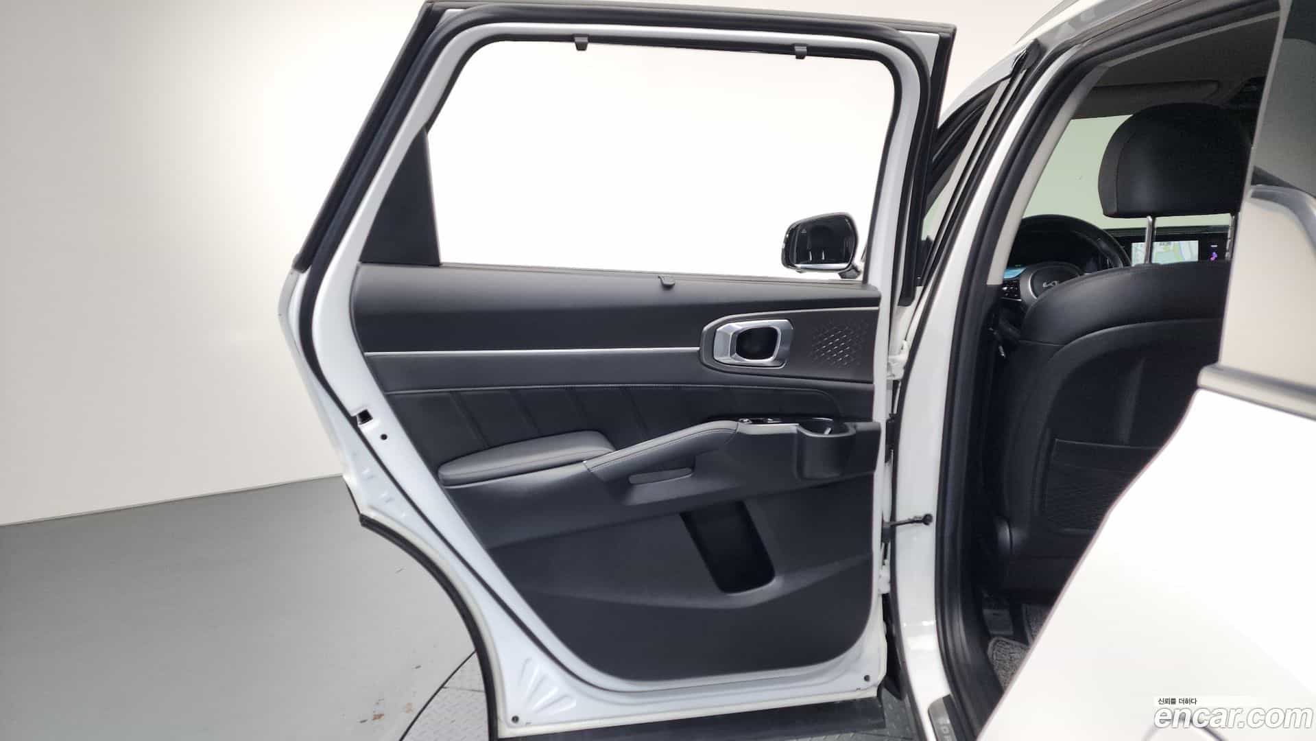 Sorento Kia 2023.0-INNER-035