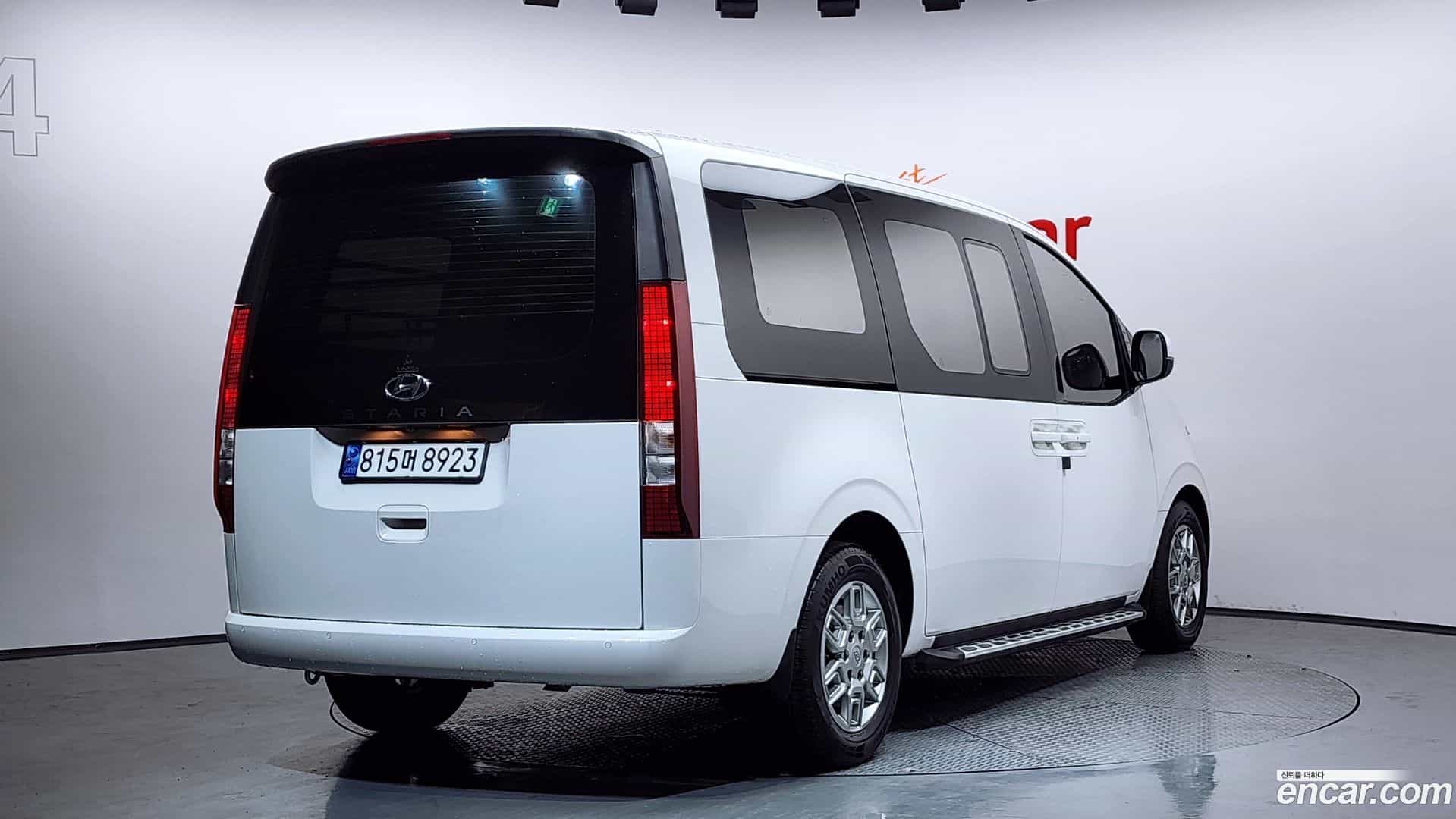 Staria Hyundai 2023.6-OUTER-002
