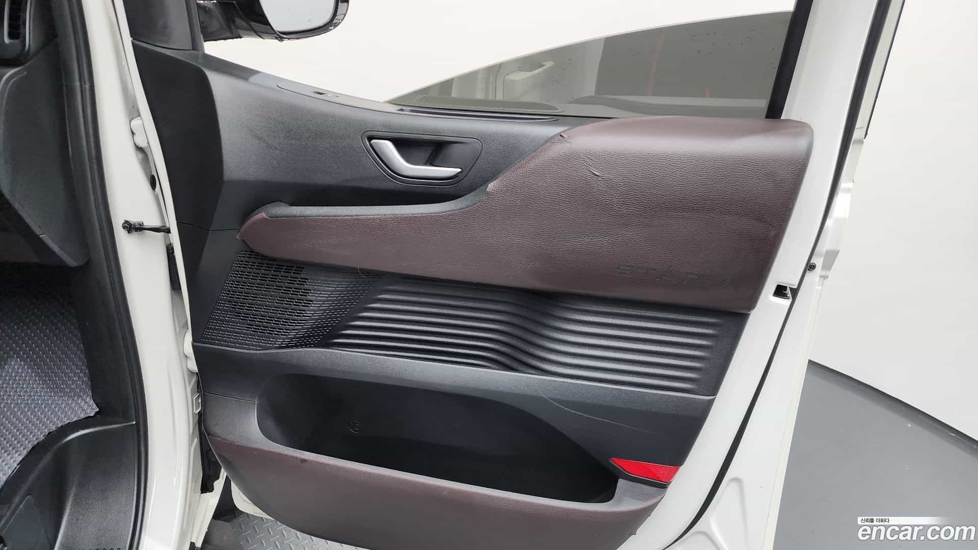 Staria Hyundai 2023.6-INNER-035