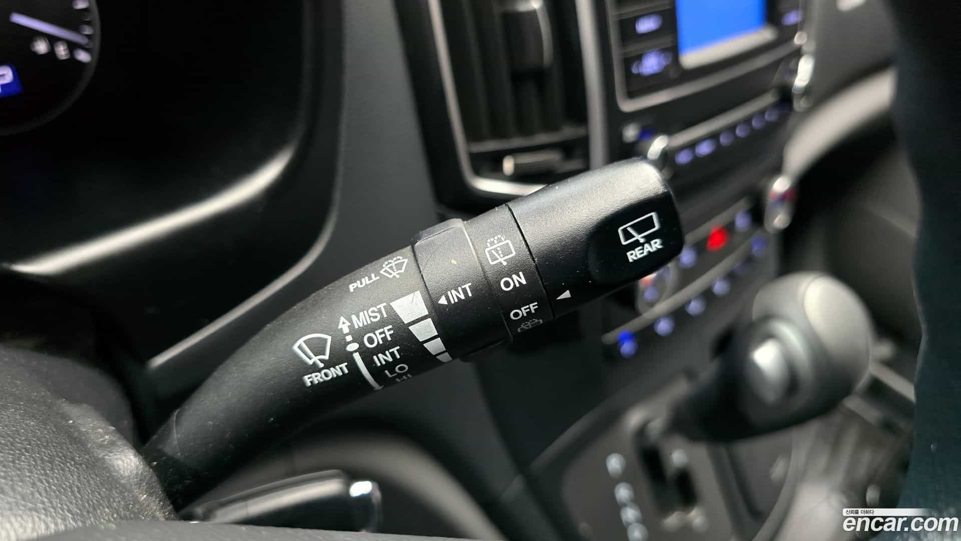 Starex Hyundai 2021.0-OPTION-022