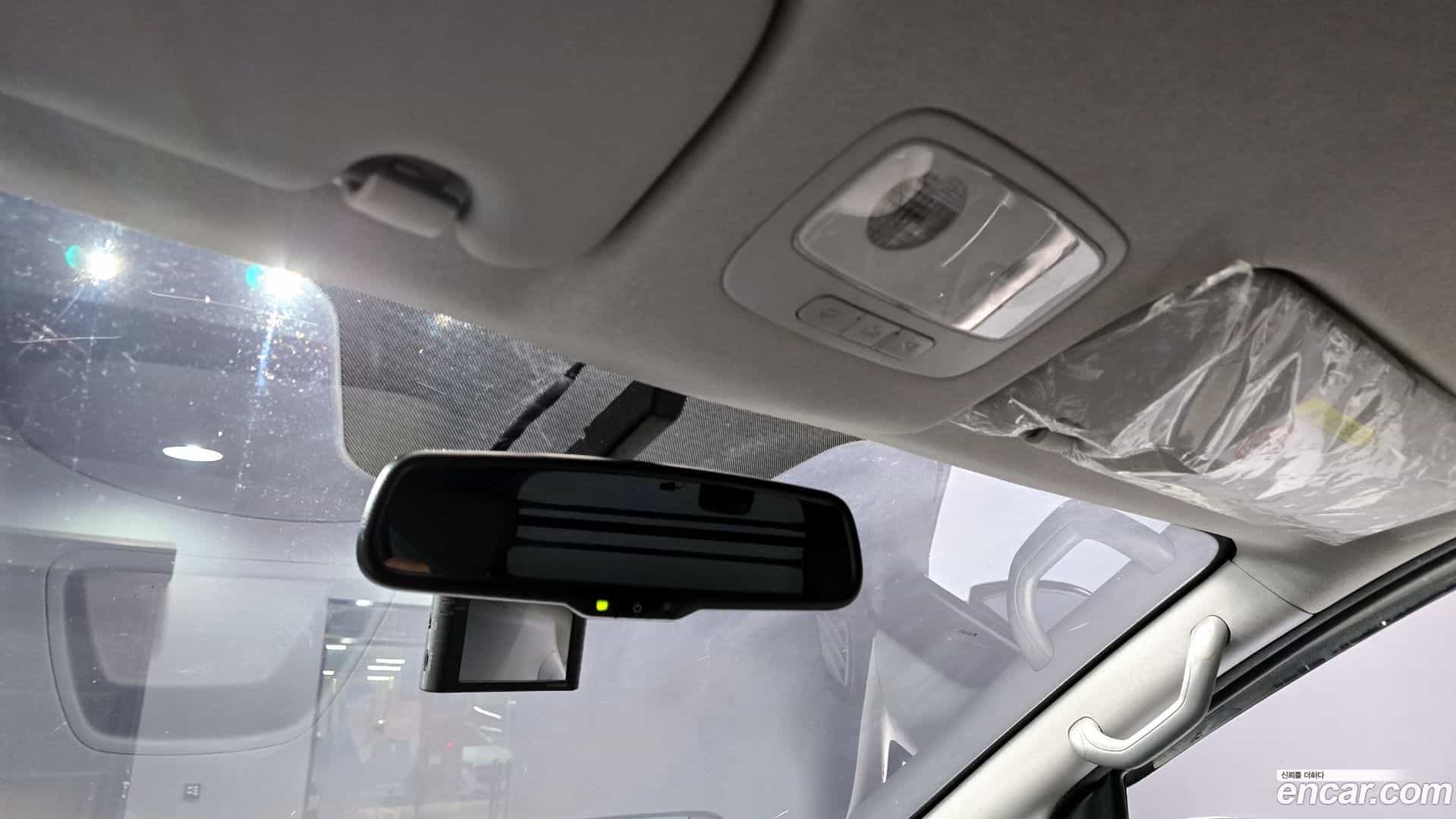 Starex Hyundai 2021.0-OPTION-023
