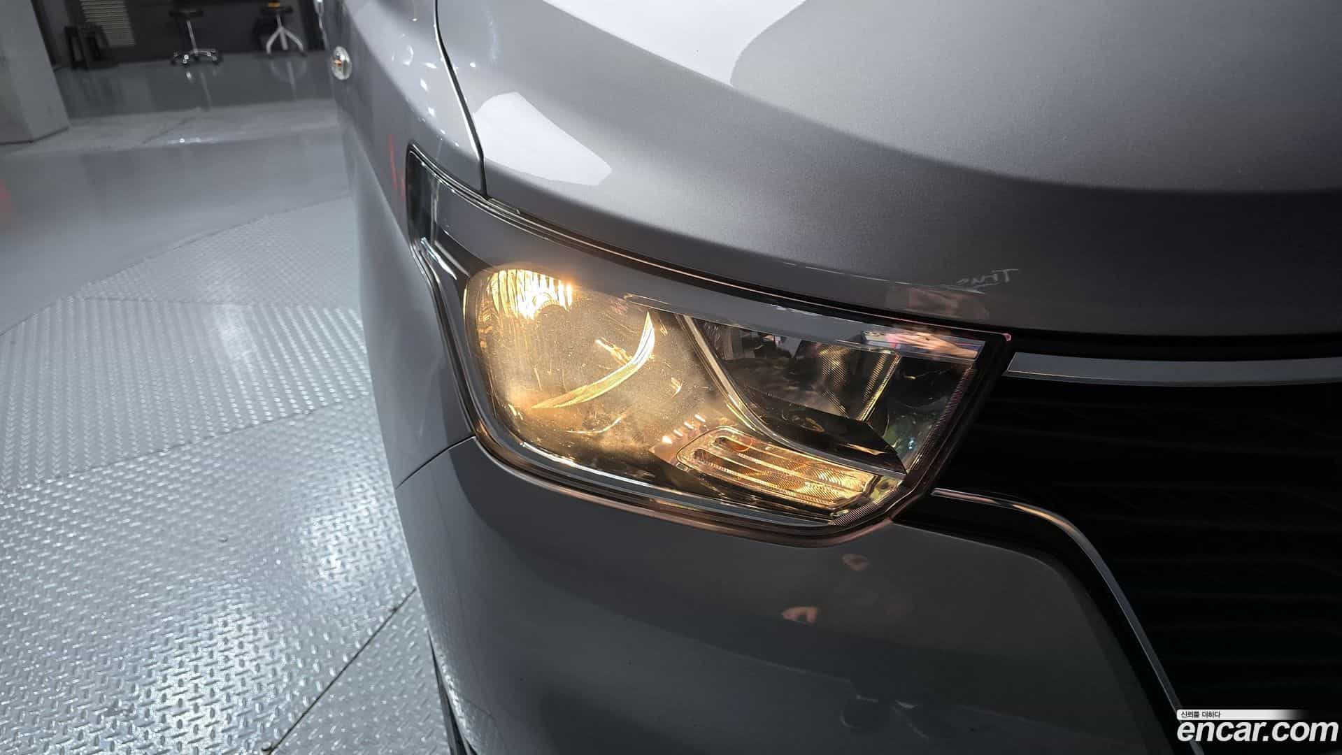 Starex Hyundai 2021.0-OUTER-032