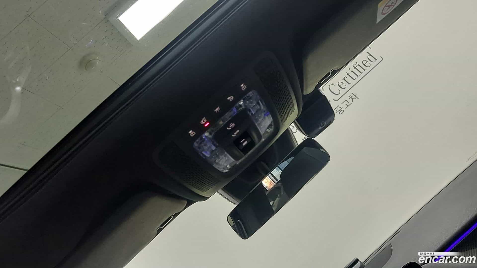 GLA-Class Mercedes-Benz 2020.11-OPTION-021