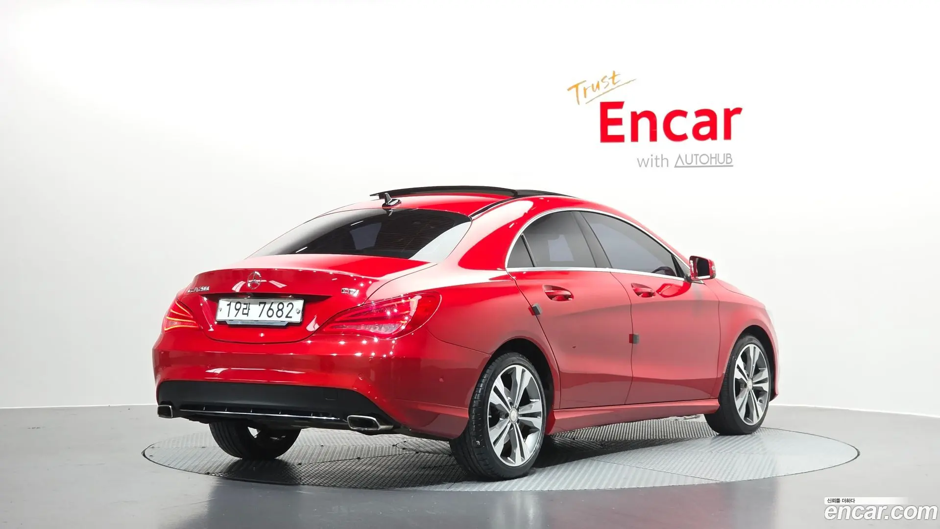 Main__Slider__Photo:CLA-Class Mercedes-Benz 2014.1-1