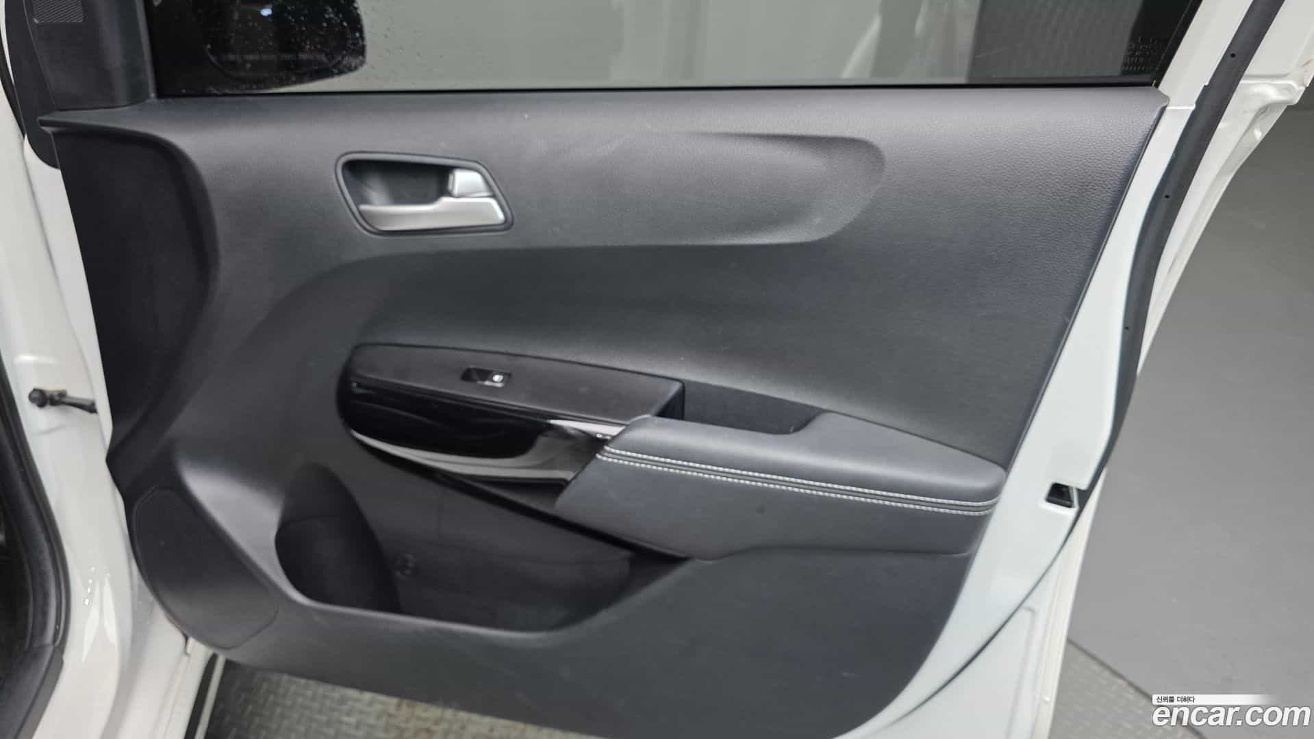 morning Kia 2023.1-INNER-035