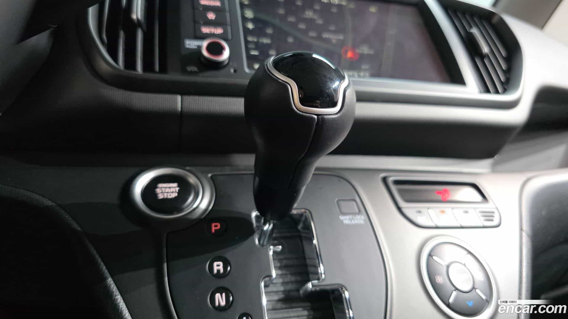 RAY Kia 2023.4-INNER-009