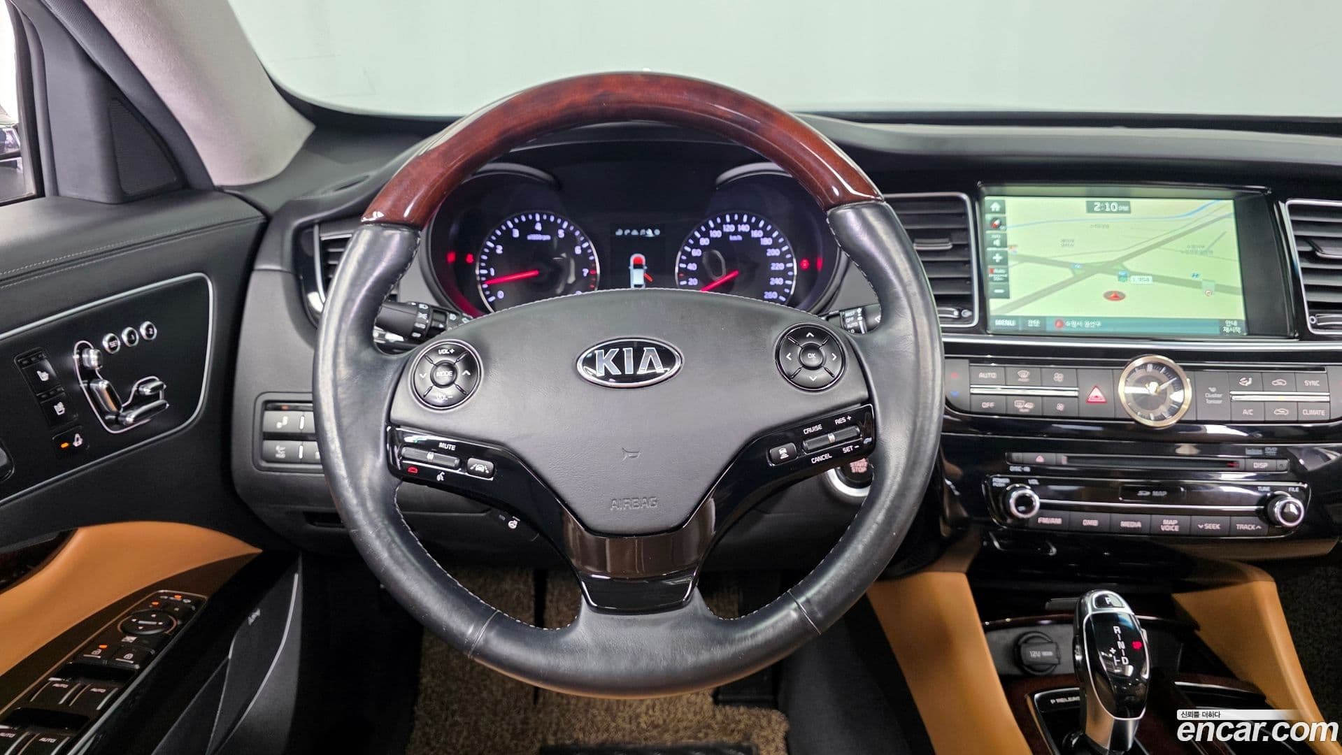 Main__Slider__Photo:K9 Kia 2015.6-12