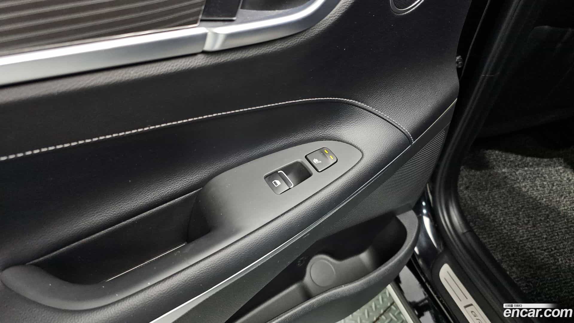 Grandeur Hyundai 2018.2-OPTION-023