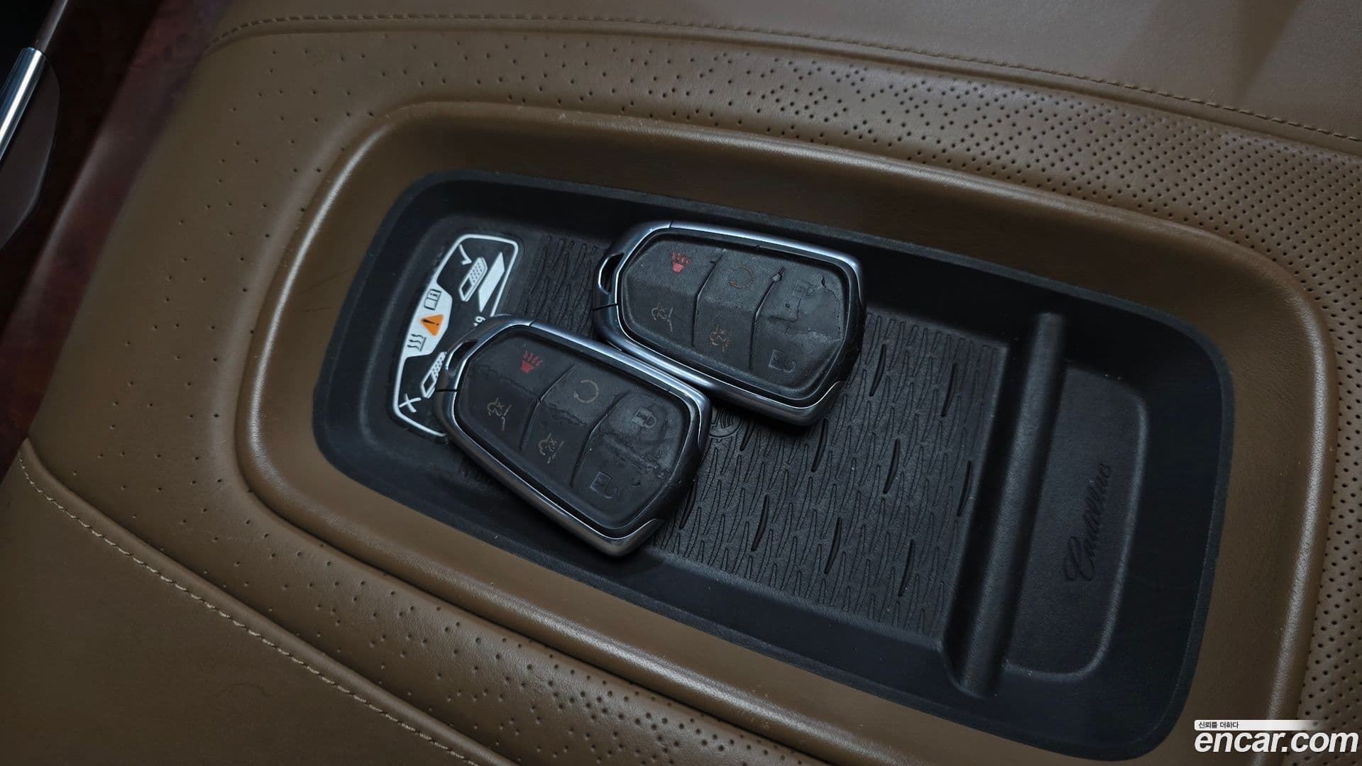 Main__Slider__Photo:Escalade Cadillac 2017.4-33