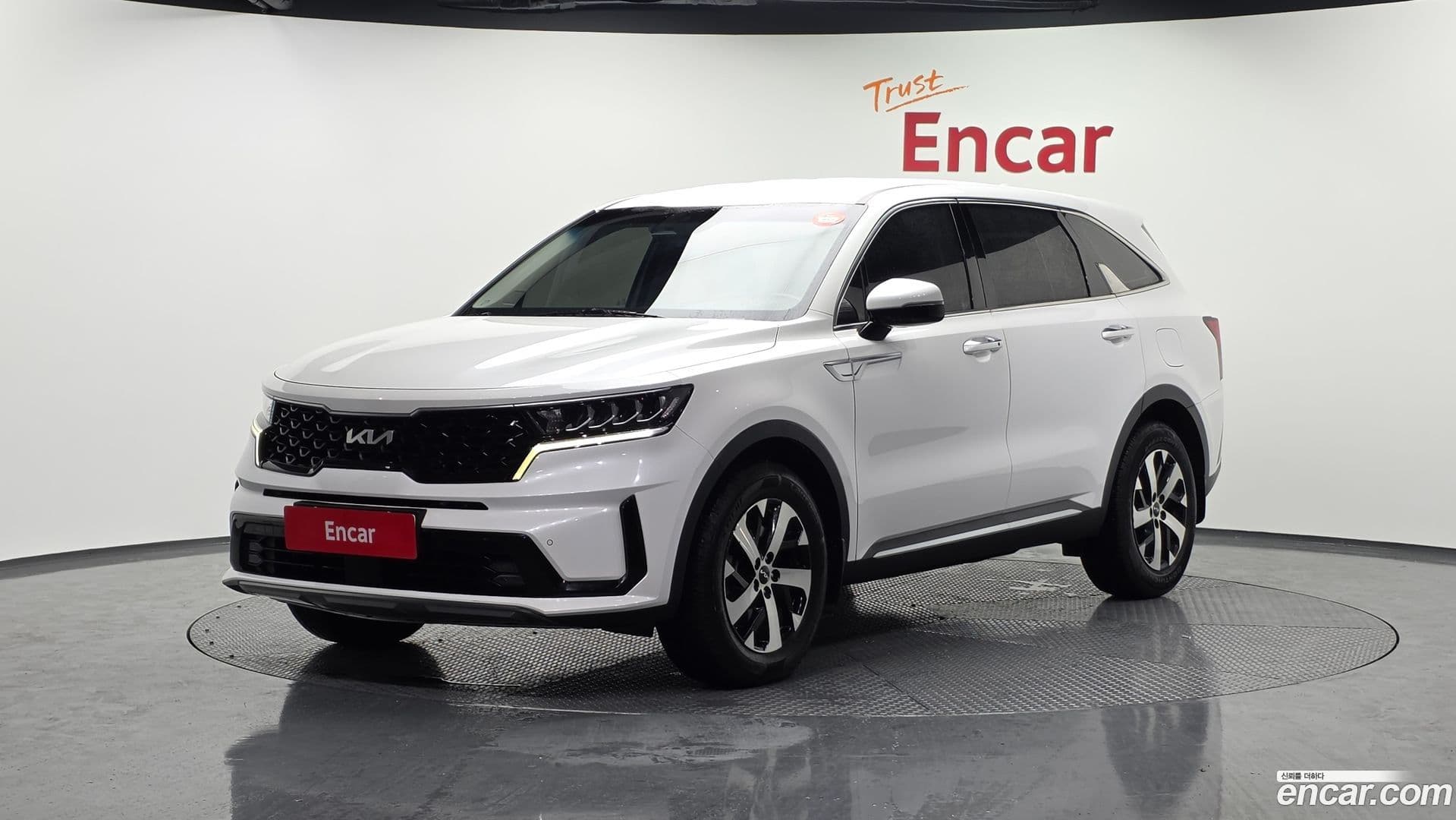 Main__Slider__Photo:Sorento Kia 2022.5-0