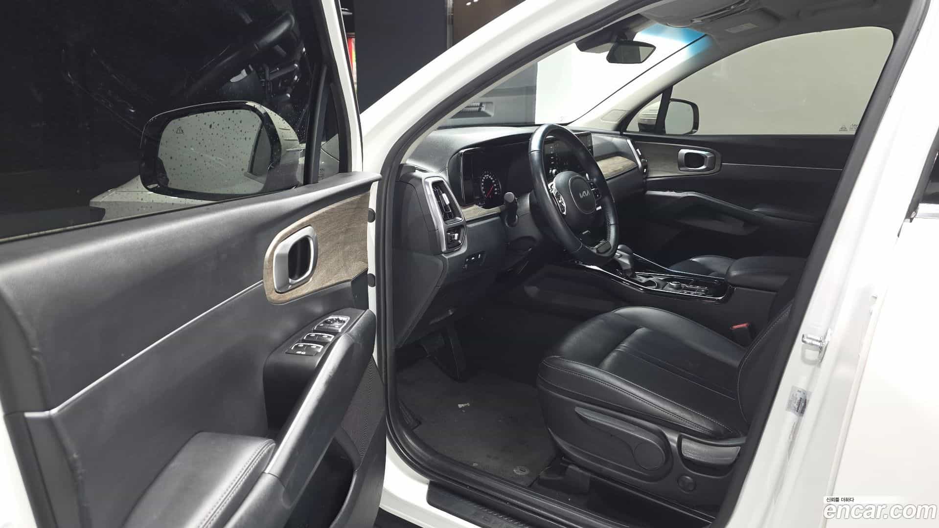 Sorento Kia 2022.5-INNER-010