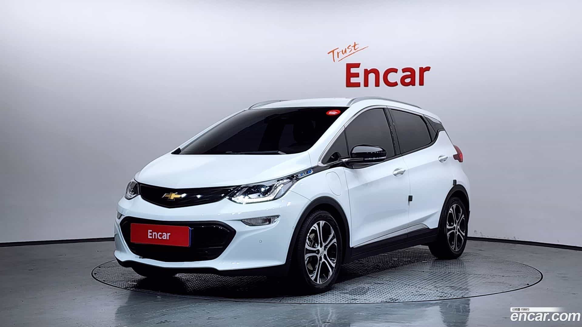 Bolt EV Chevrolet 2018.5-OUTER-001