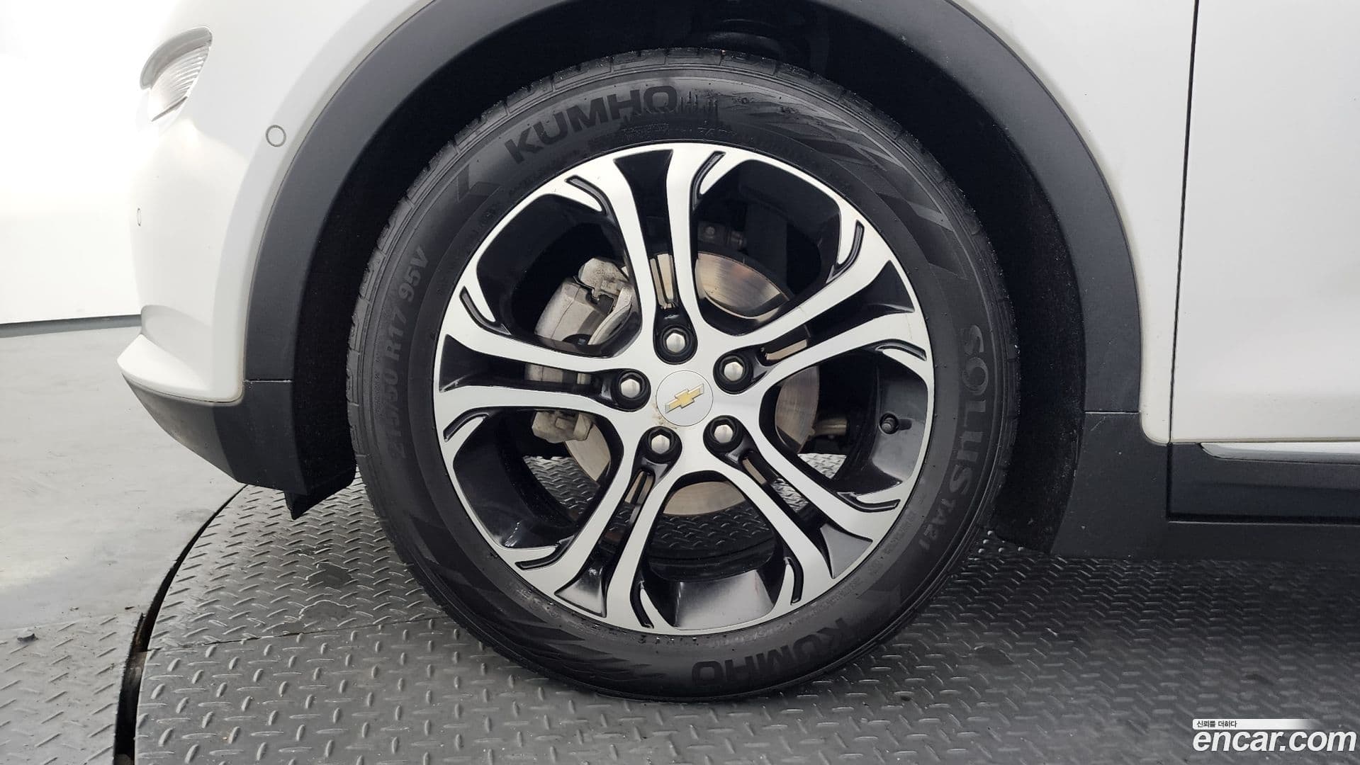Main__Slider__Photo:Bolt EV Chevrolet 2018.5-4