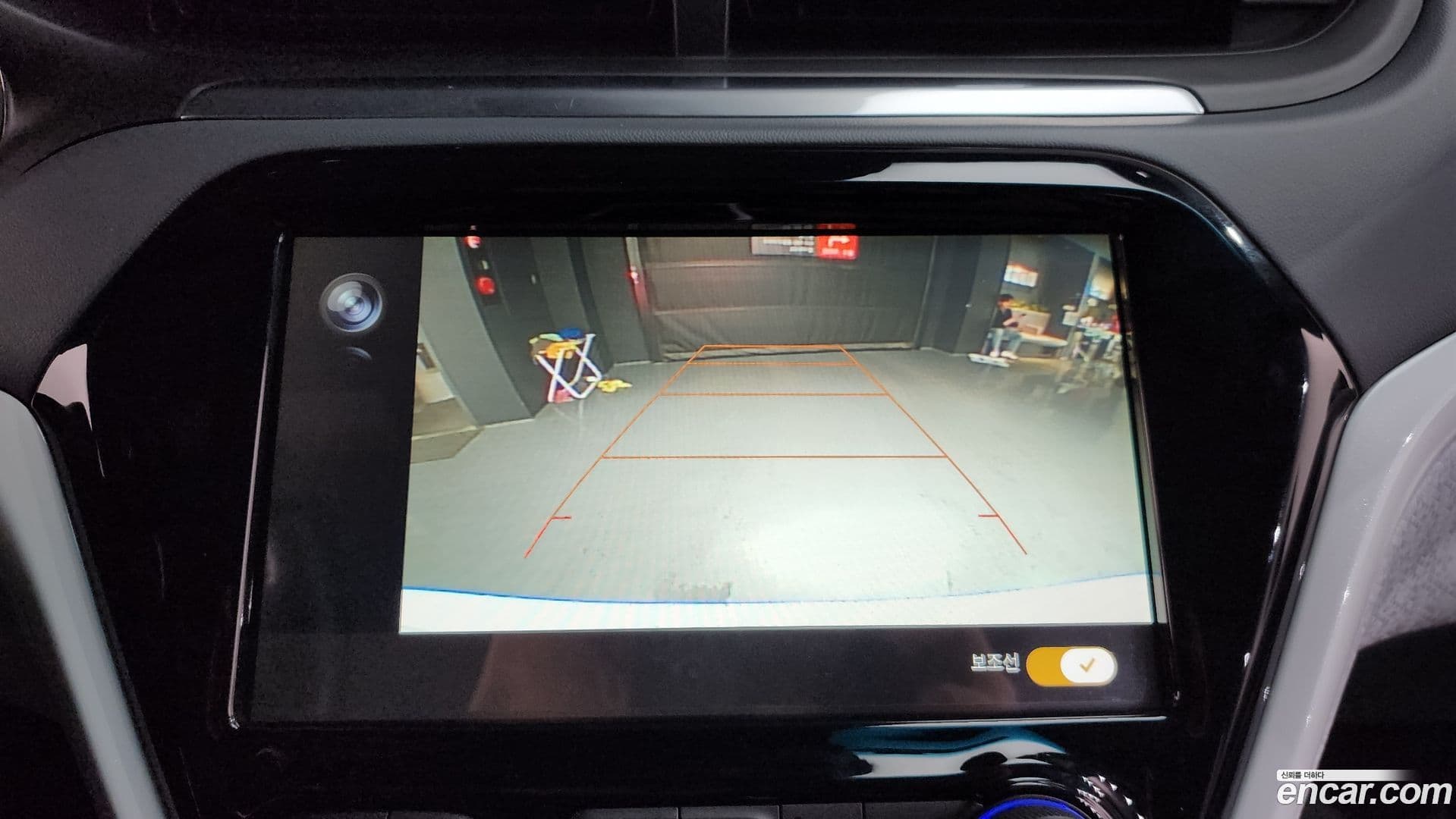 Main__Slider__Photo:Bolt EV Chevrolet 2018.5-15