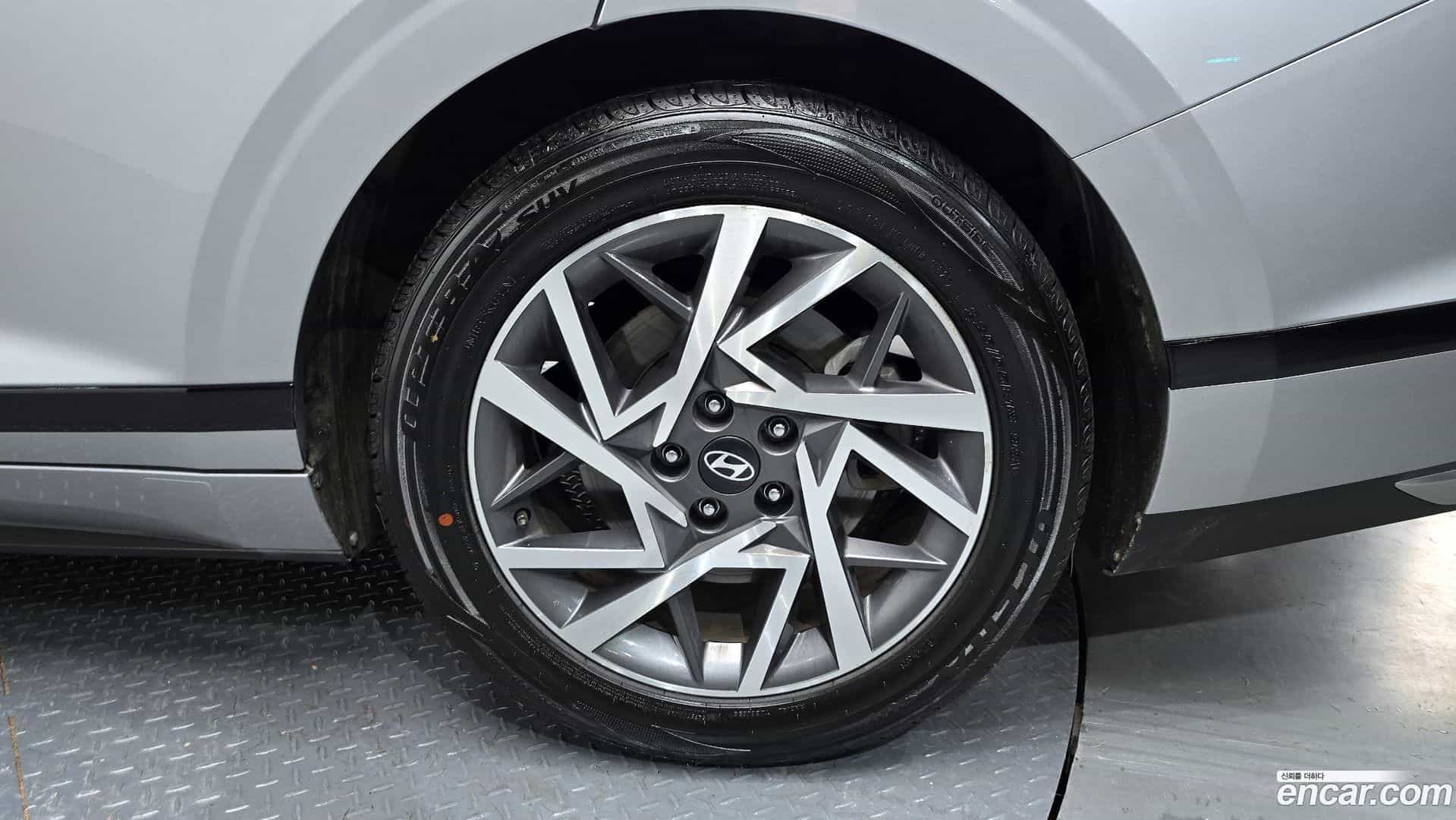 Grandeur Hyundai 2024.3-OUTER-031
