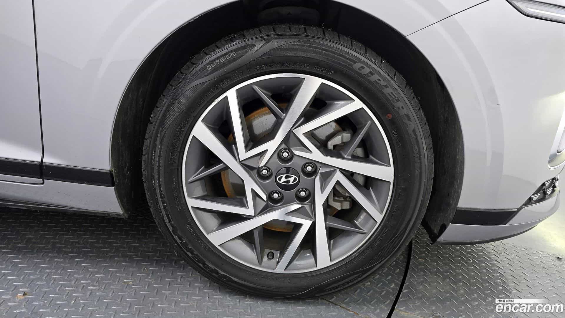 Grandeur Hyundai 2024.3-OPTION-041
