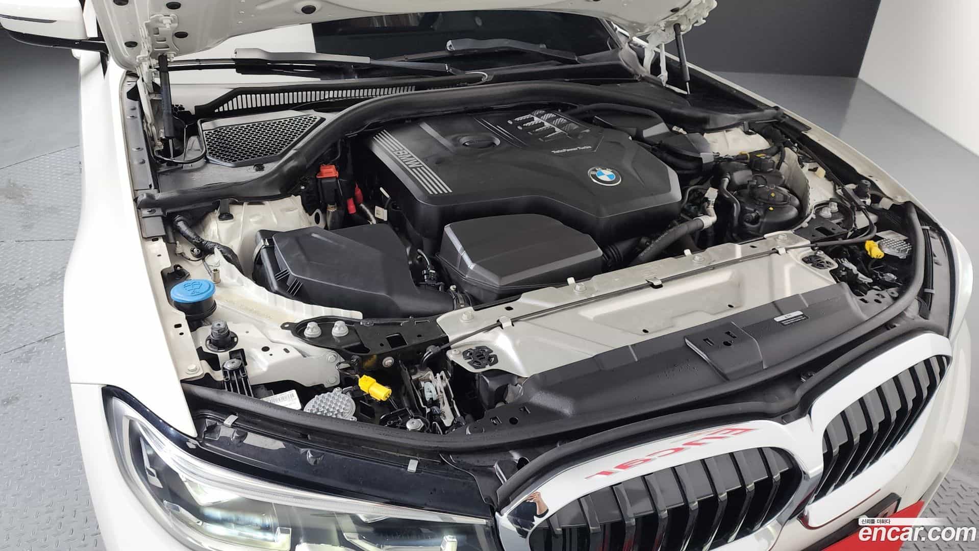 3-Series BMW 2022.5-OUTER-006