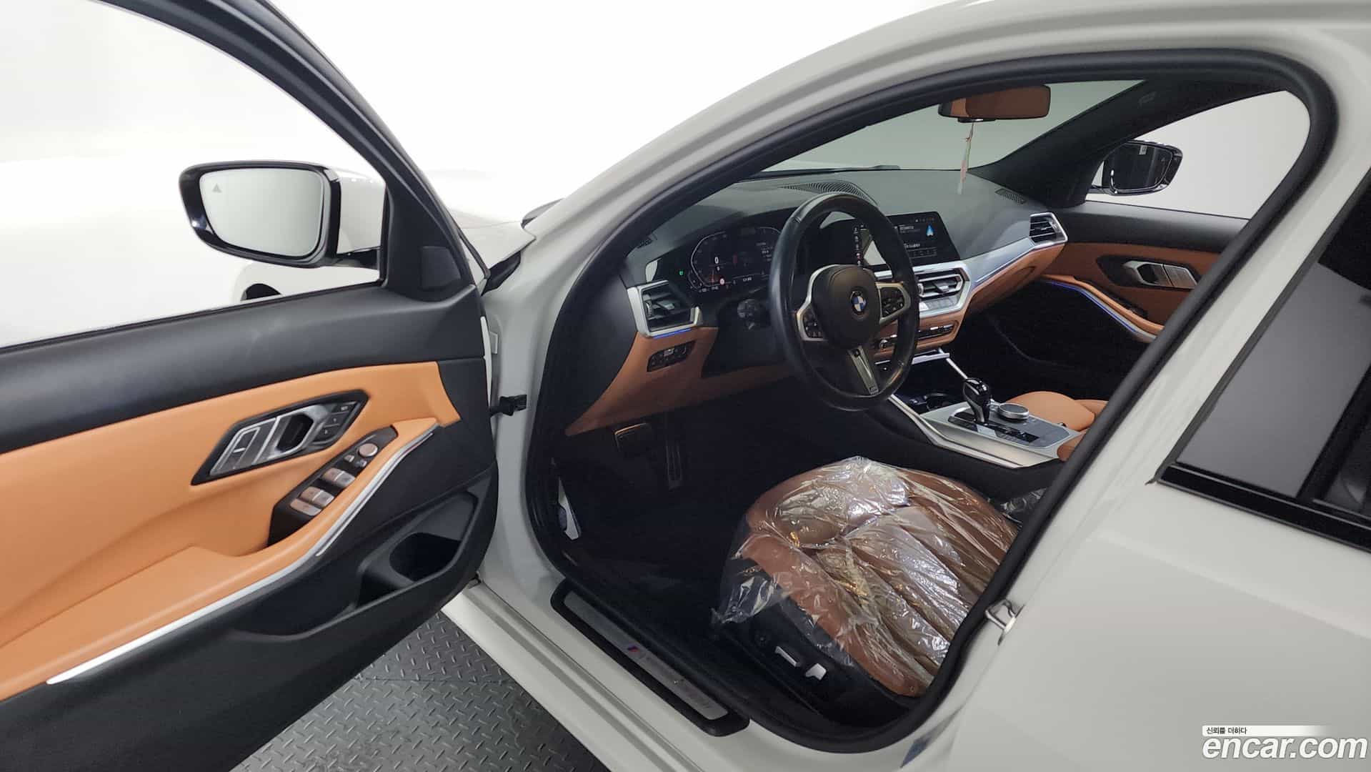 3-Series BMW 2022.5-INNER-010
