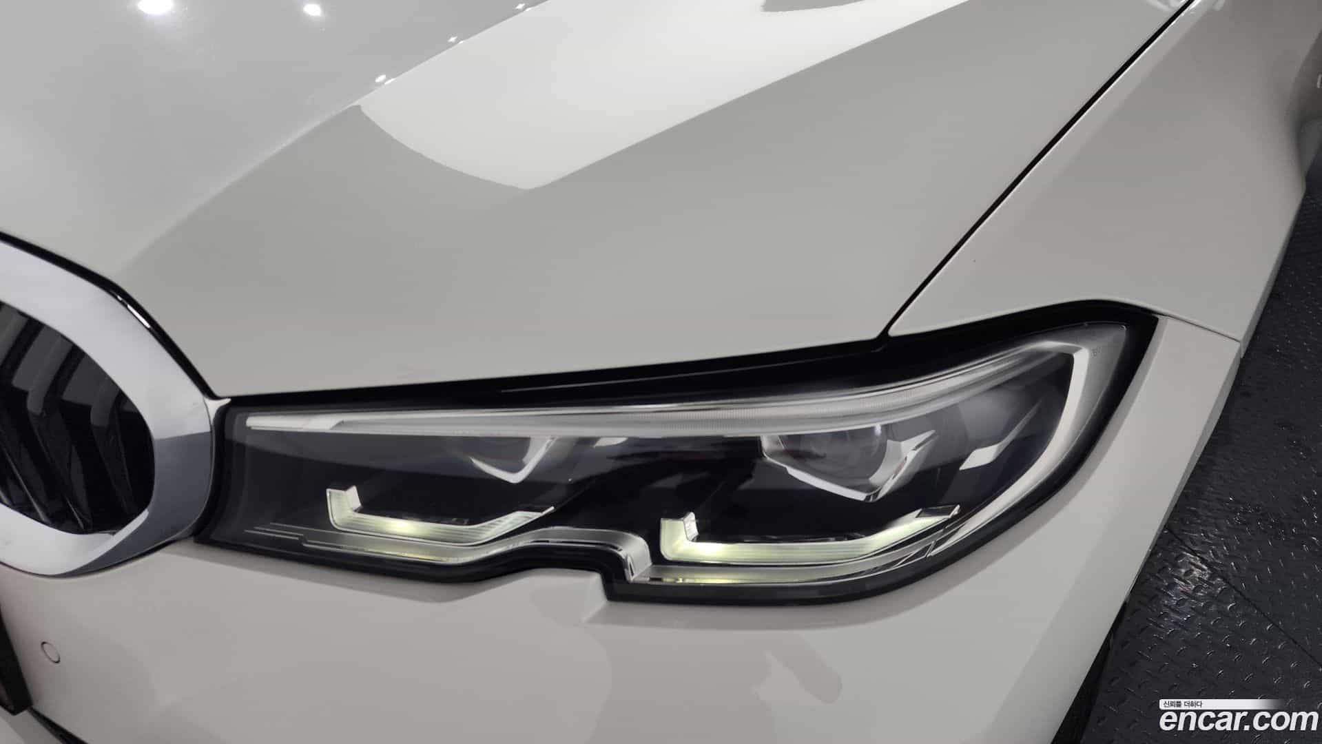 3-Series BMW 2022.5-OUTER-032