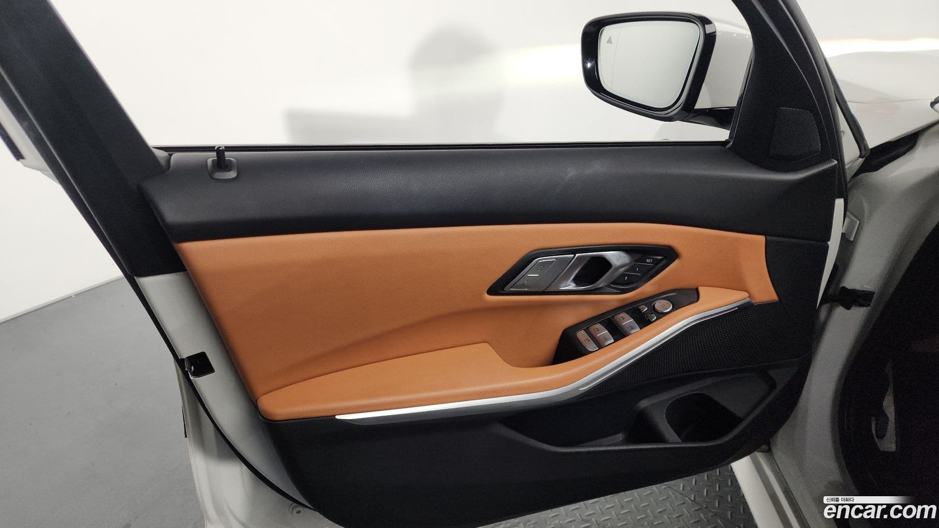 Main__Slider__Photo:3-Series BMW 2022.5-23