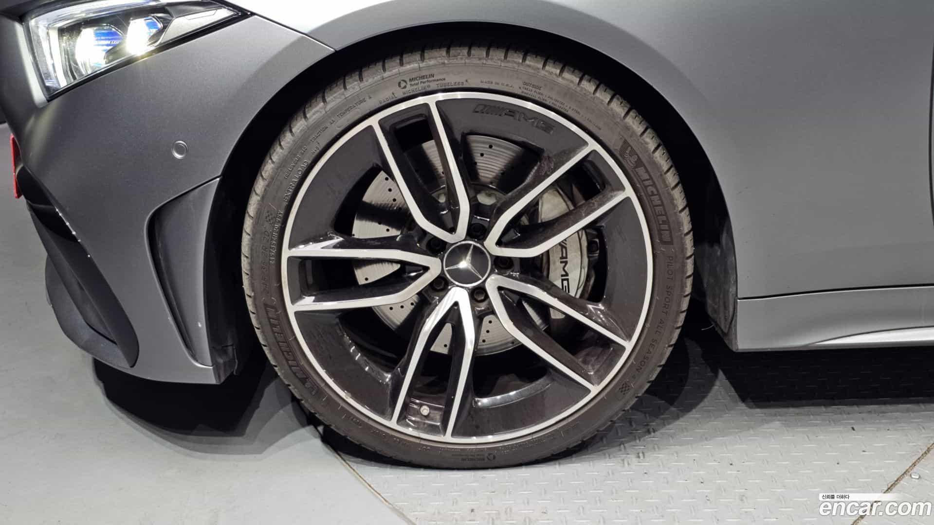 CLS-Class Mercedes-Benz 2022.11-OUTER-005