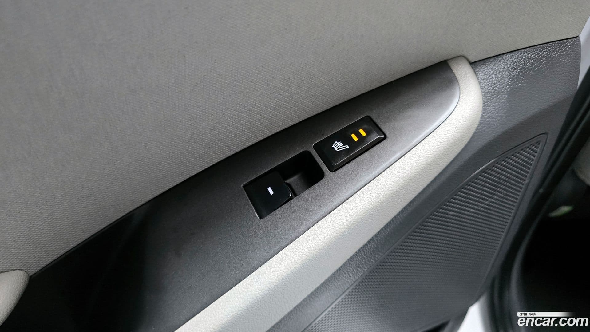 Main__Slider__Photo:Ioniq Hyundai 2016.1-15