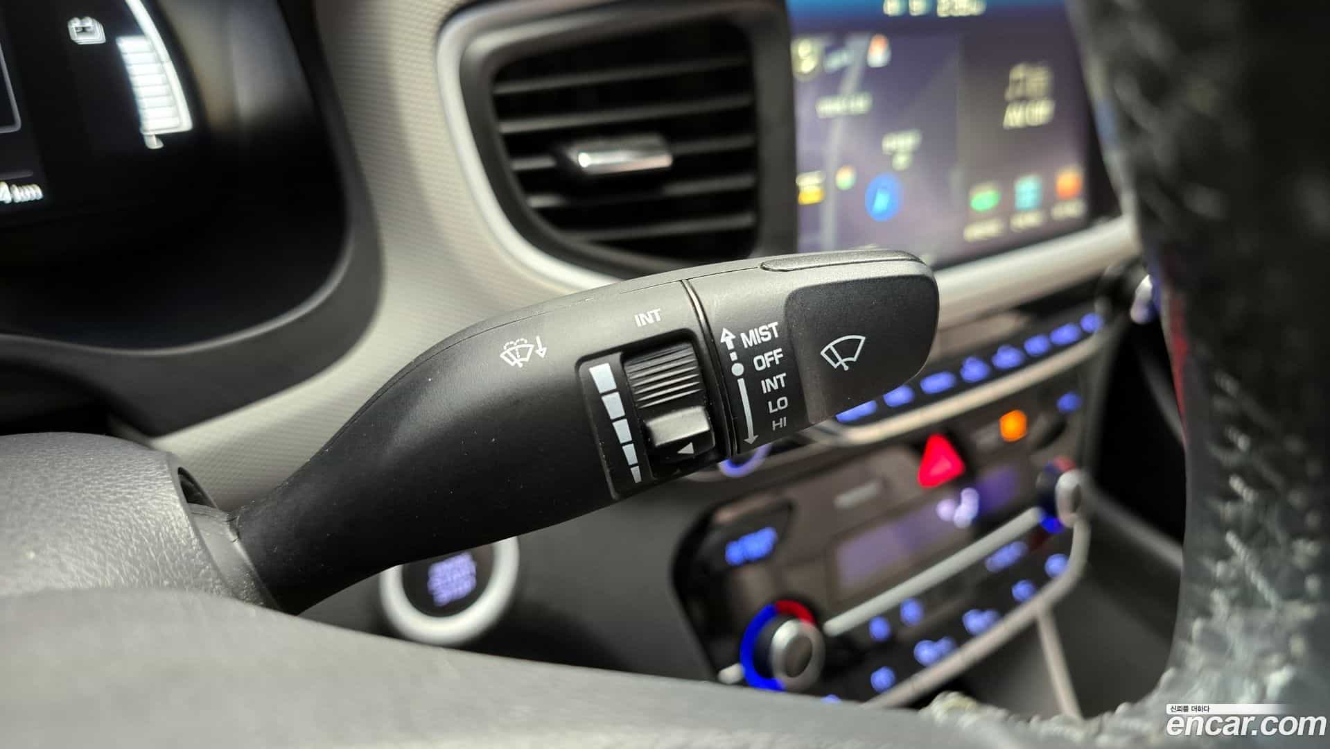 Ioniq Hyundai 2016.1-OPTION-040