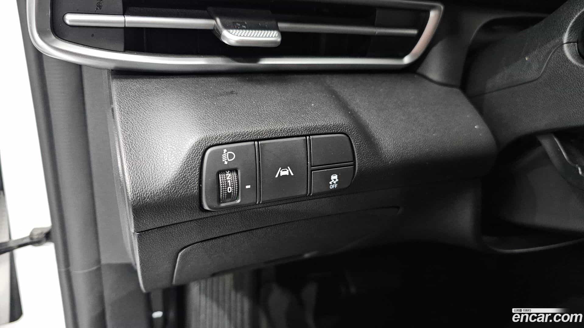 AVANTE Hyundai 2023.2-OPTION-023