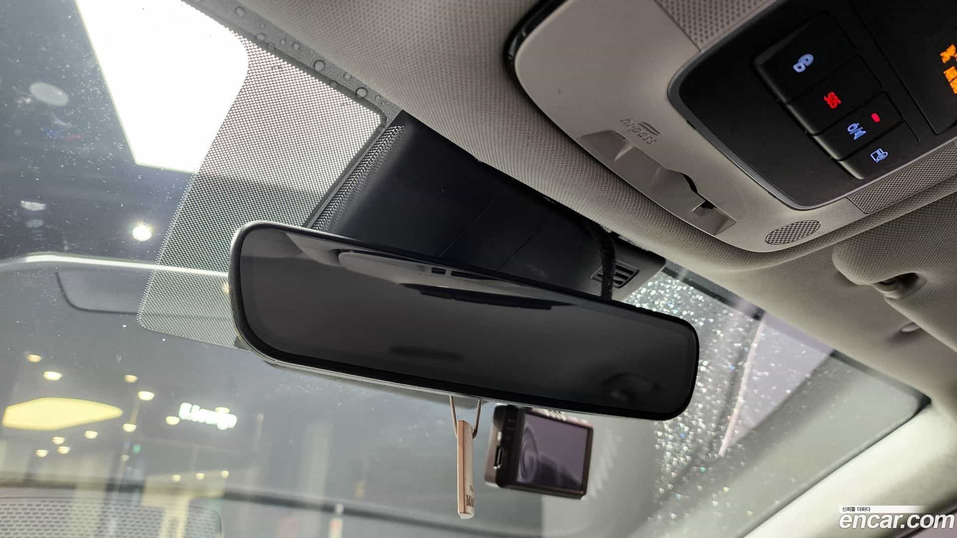 Sonata Hyundai 2019.4-OPTION-023