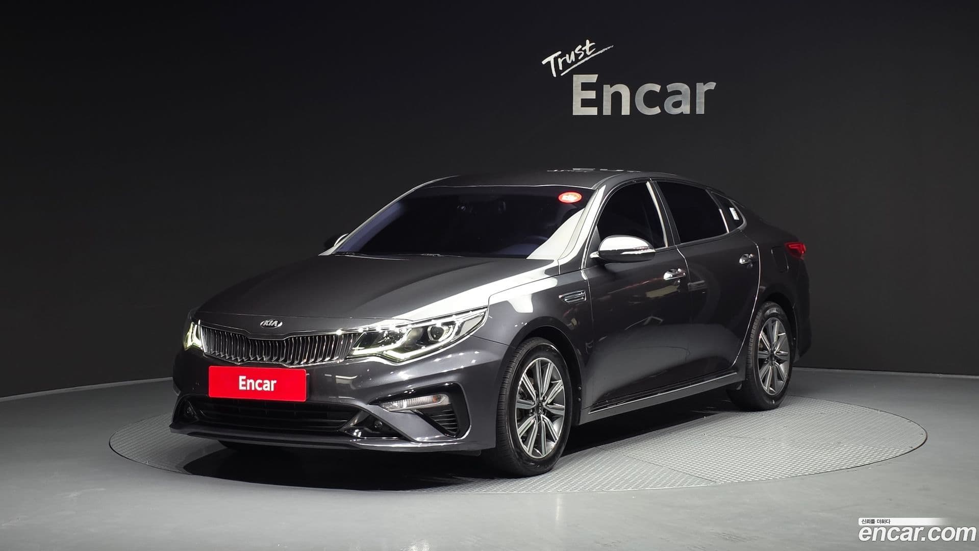 Main__Slider__Photo:K5 Kia 2019.2-0