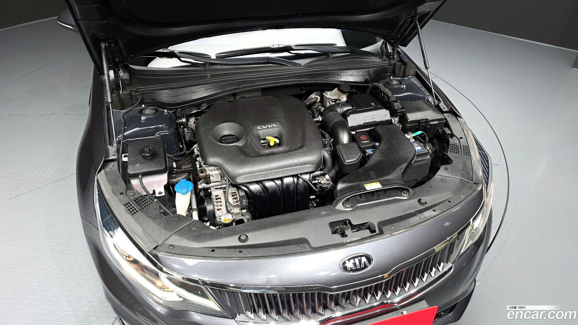 Main__Slider__Photo:K5 Kia 2019.2-5
