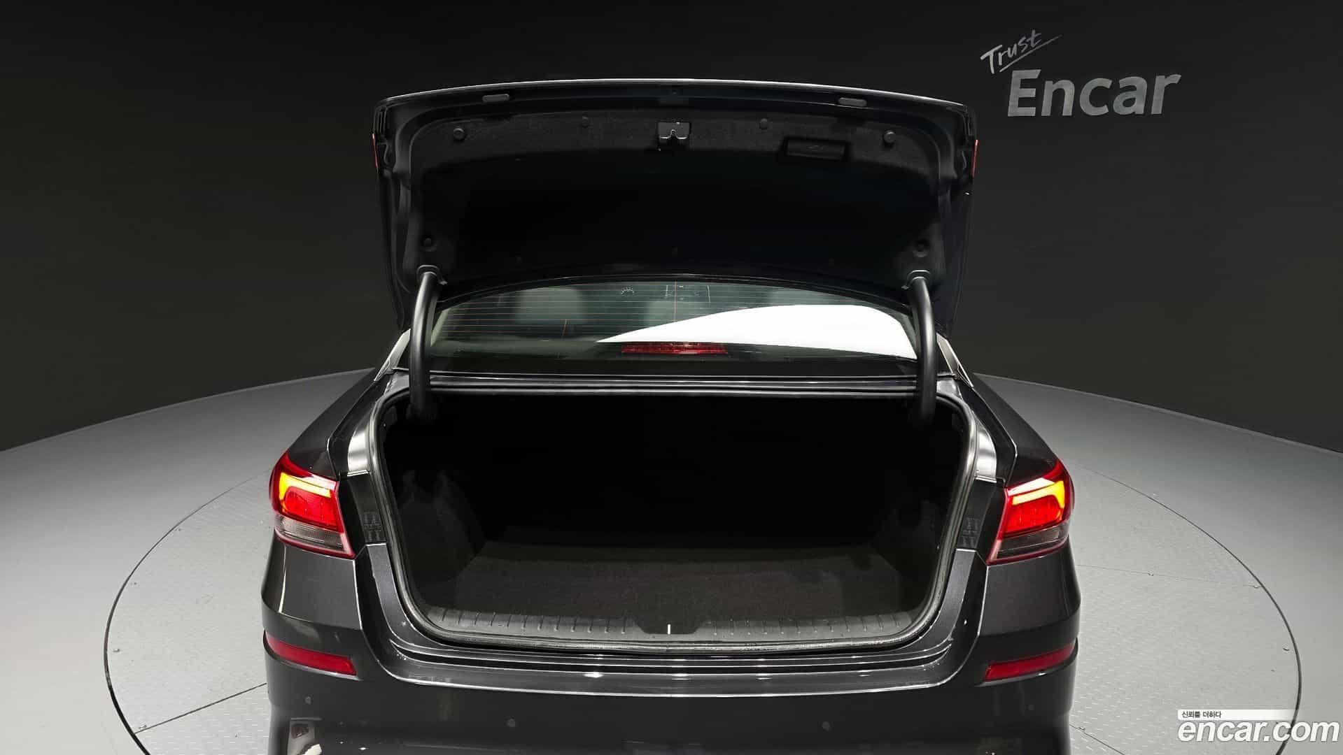 K5 Kia 2019.2-OPTION-024