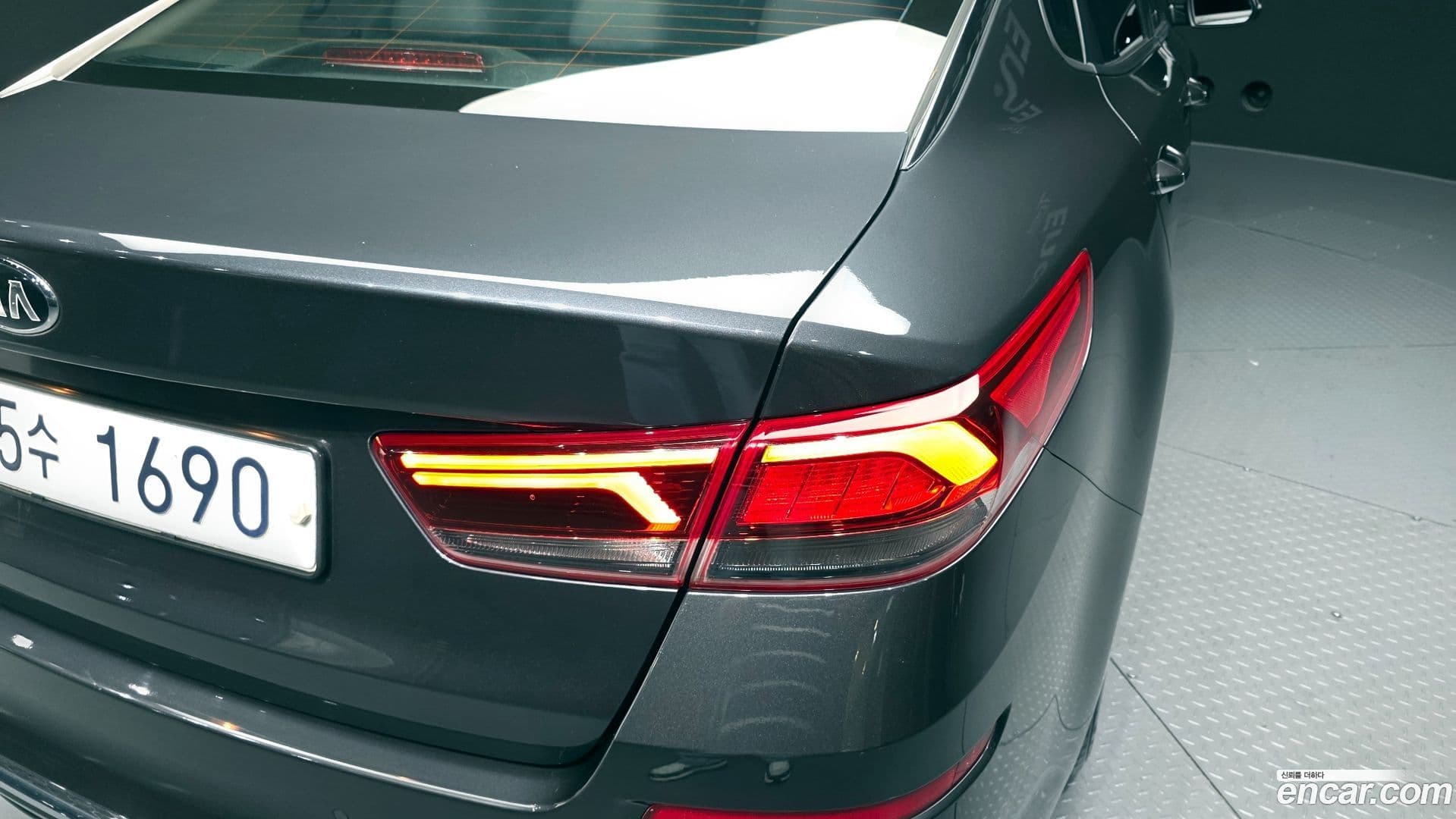 Main__Slider__Photo:K5 Kia 2019.2-22
