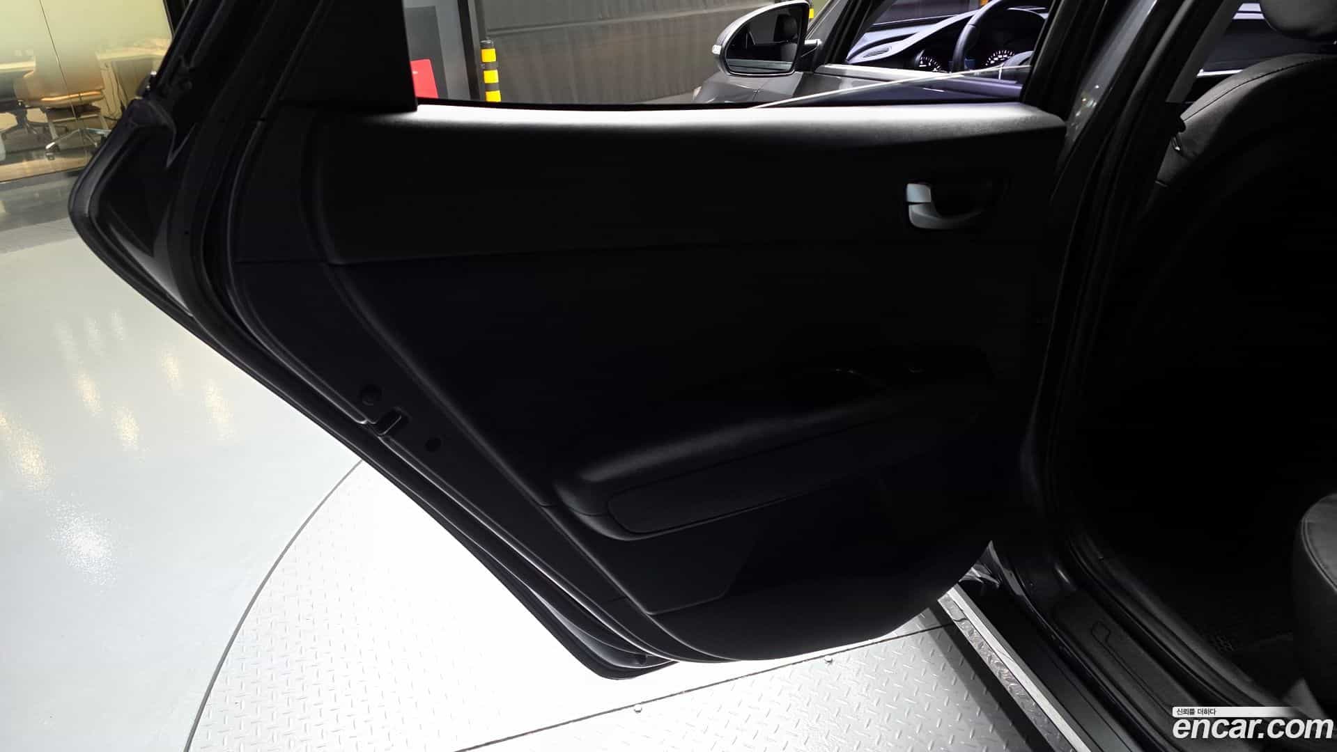 K5 Kia 2019.2-INNER-035