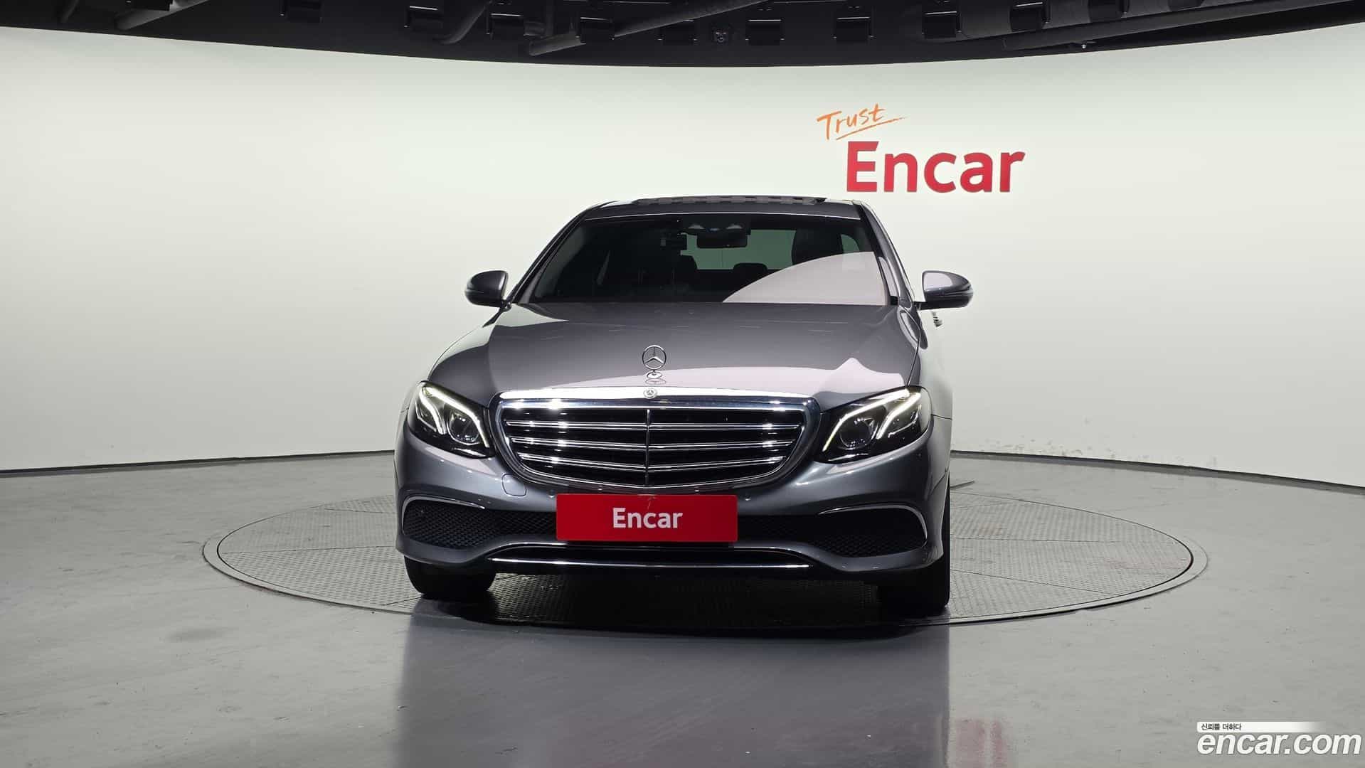 E-Class Mercedes-Benz 2017.7-OUTER-003