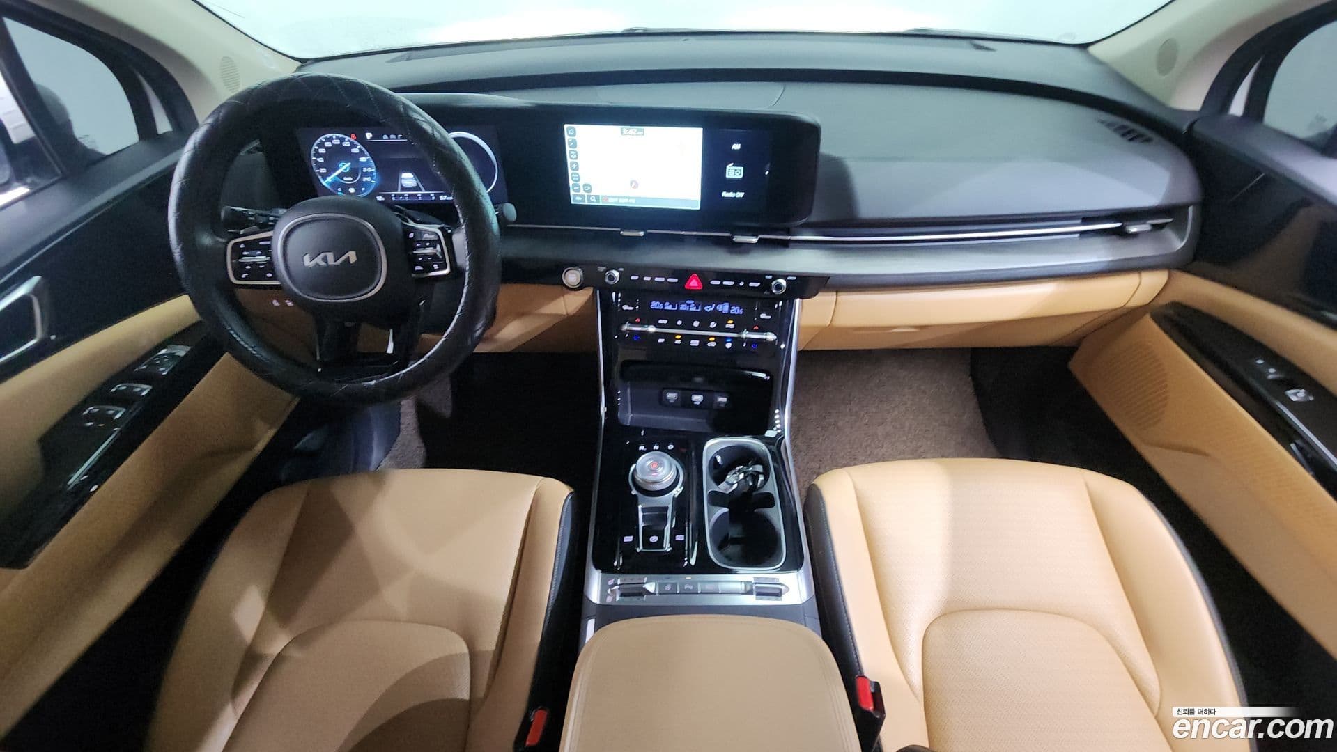 Main__Slider__Photo:Canival Kia 2022.4-6