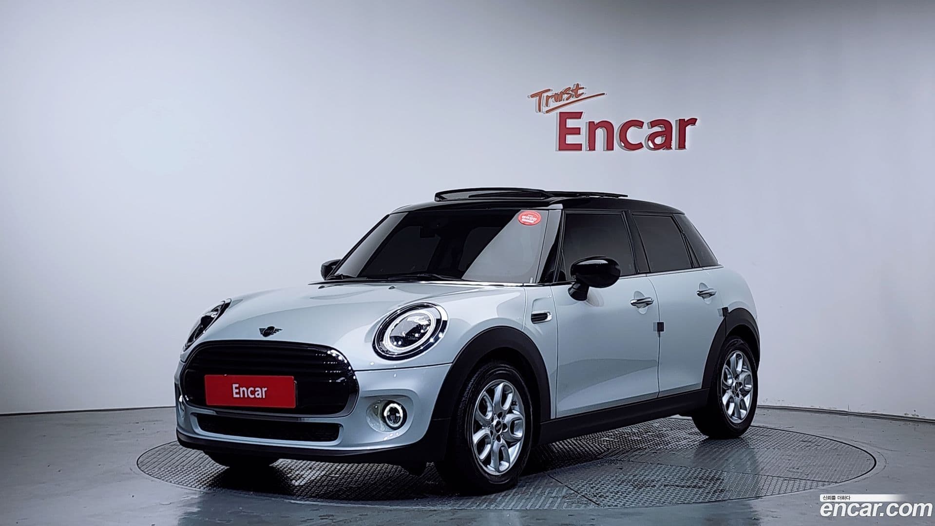 Main__Slider__Photo:Cooper Mini 2021.3-0