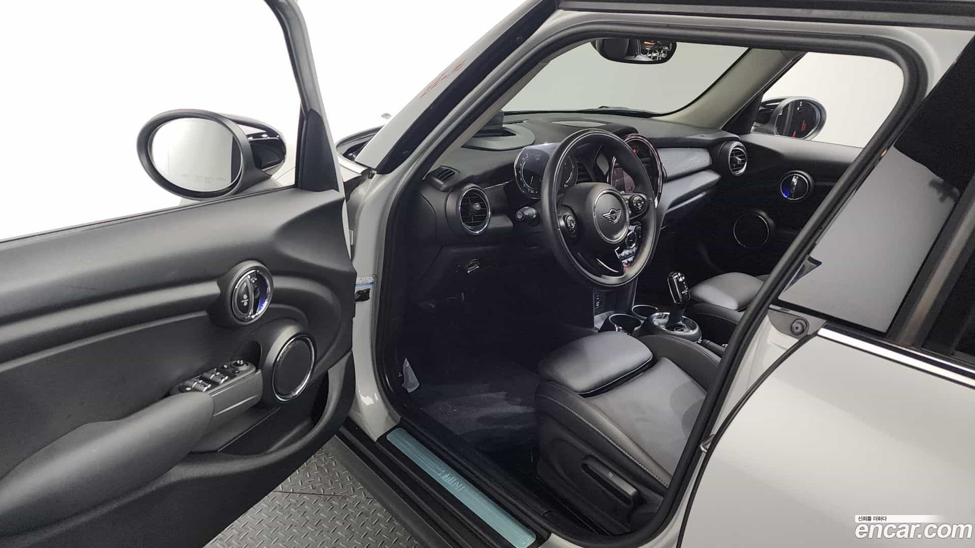 Cooper Mini 2021.3-INNER-010