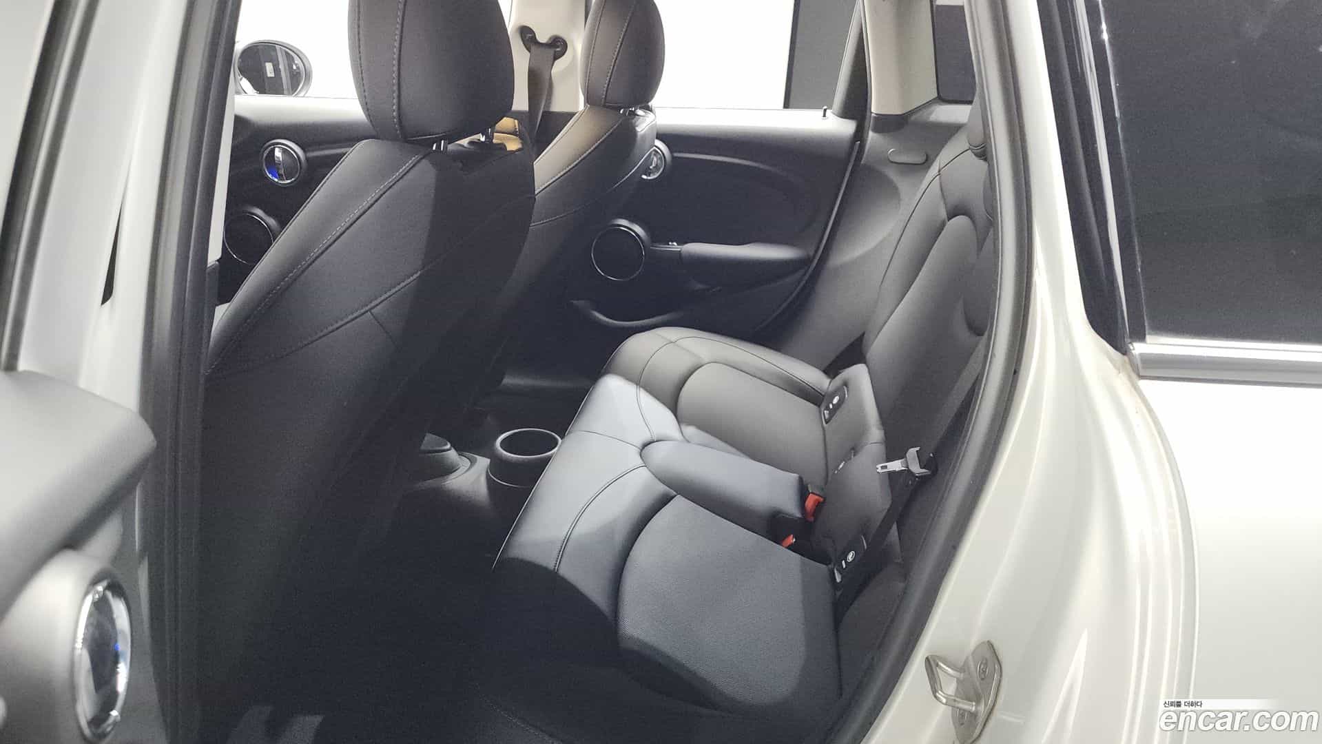 Cooper Mini 2021.3-OPTION-015