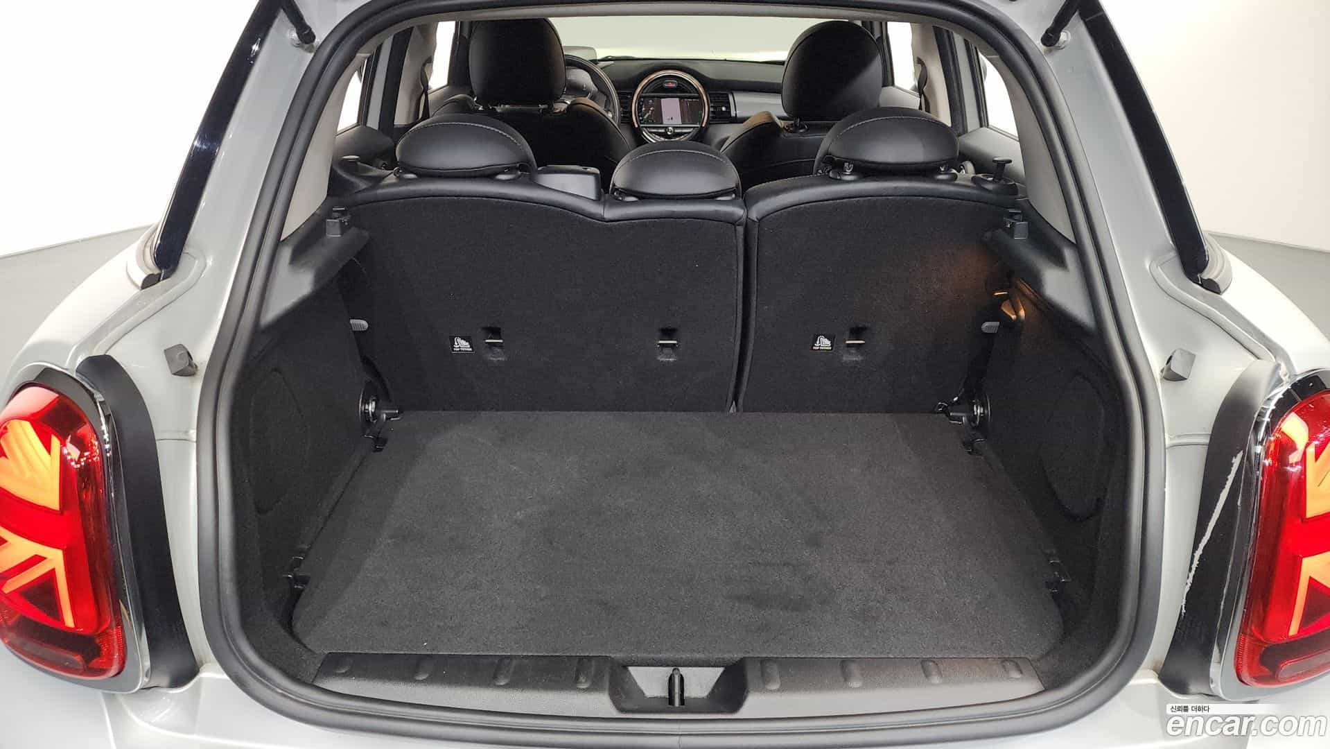 Cooper Mini 2021.3-OPTION-021