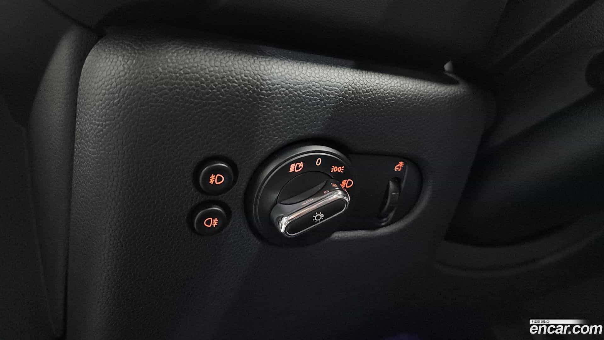 Cooper Mini 2021.3-OPTION-023