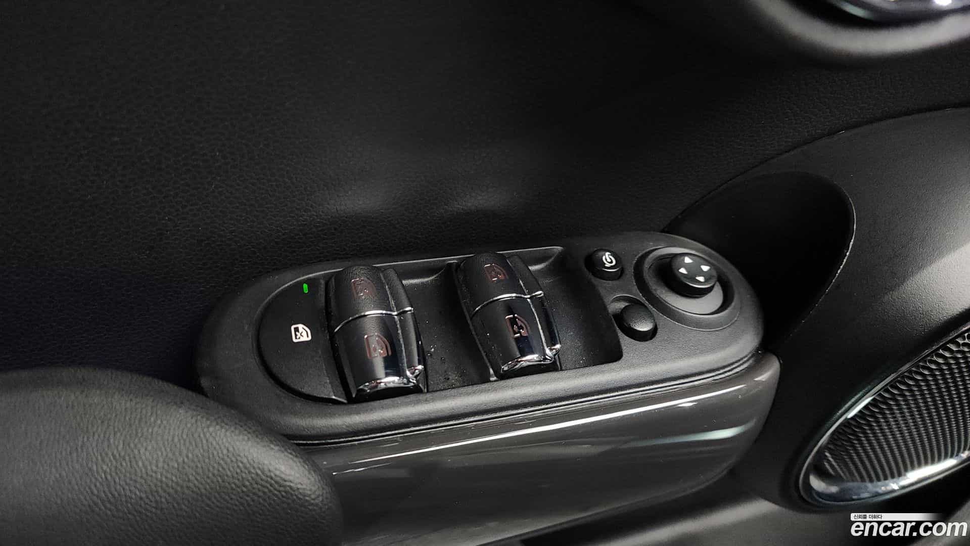 Cooper Mini 2021.3-OPTION-041