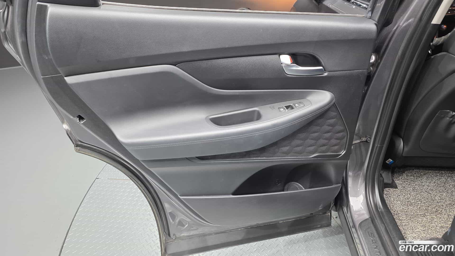 Santafe Hyundai 2018.4-INNER-035
