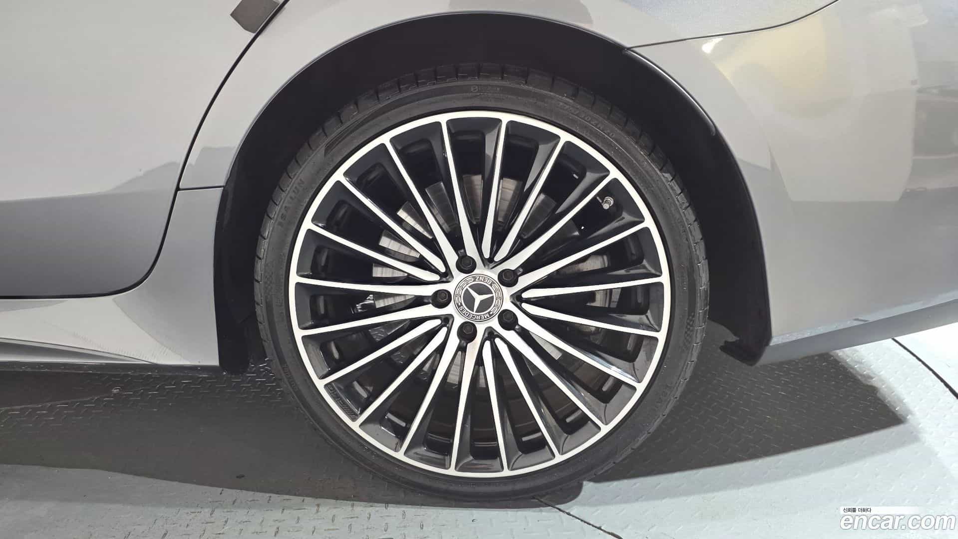 CLS-Class Mercedes-Benz 2023.2-OUTER-031