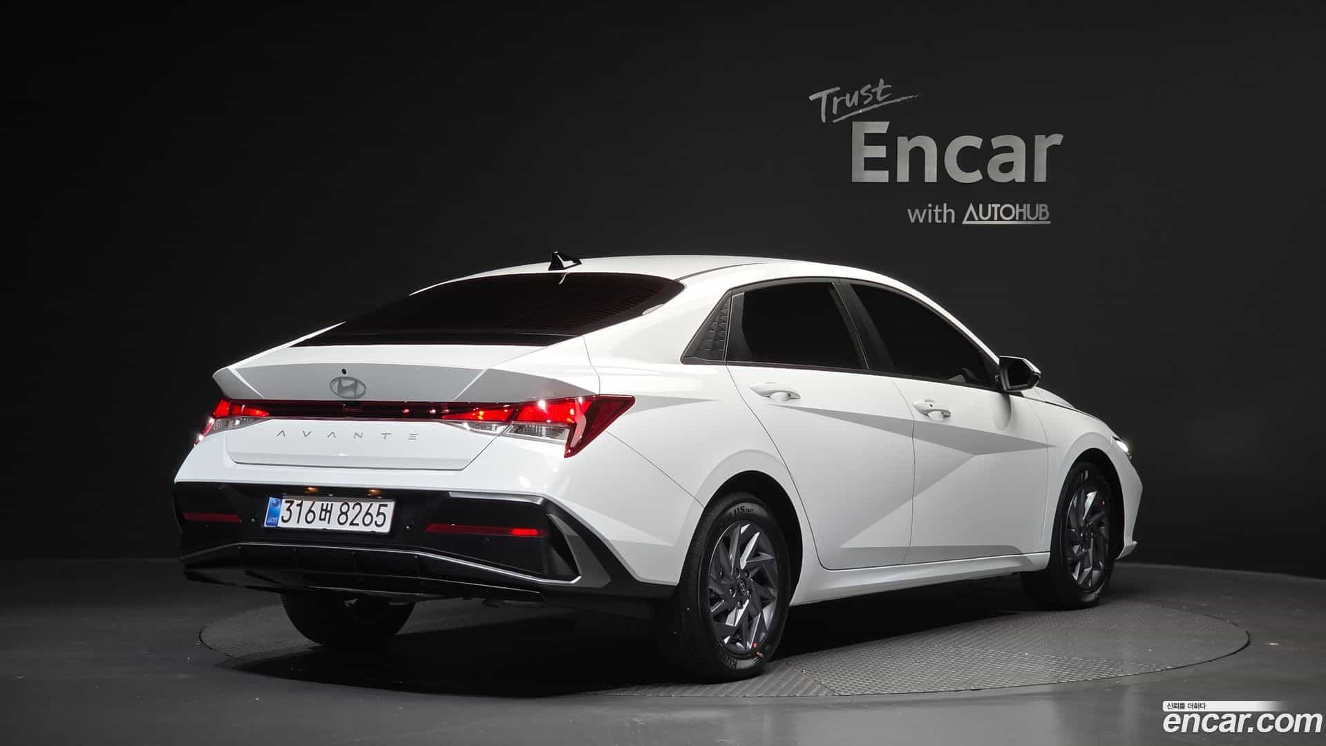 AVANTE Hyundai 2026.0-OUTER-002