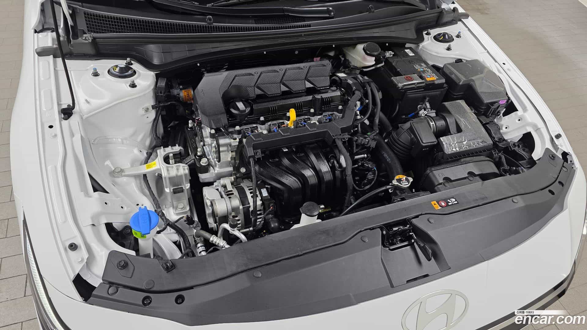 AVANTE Hyundai 2026.0-OUTER-006