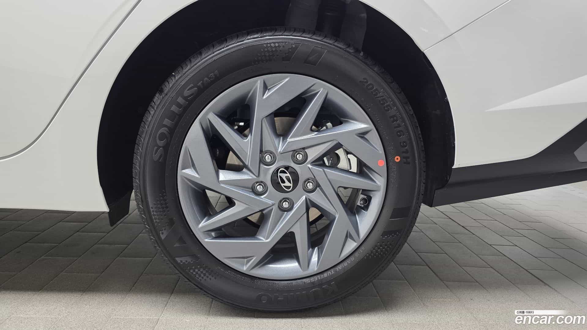 AVANTE Hyundai 2026.0-OUTER-031